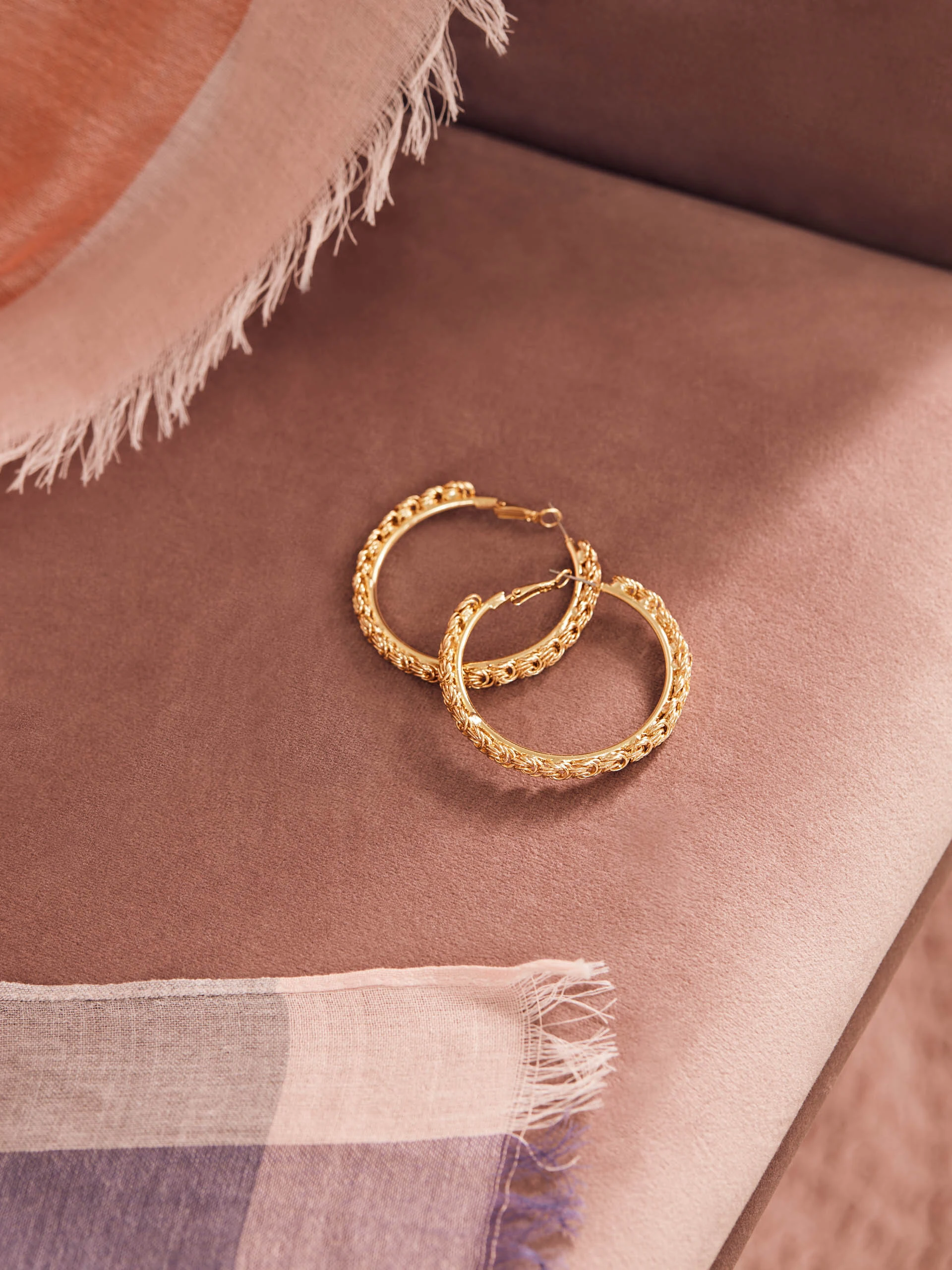 LARGE CIRCLE EARRINGS