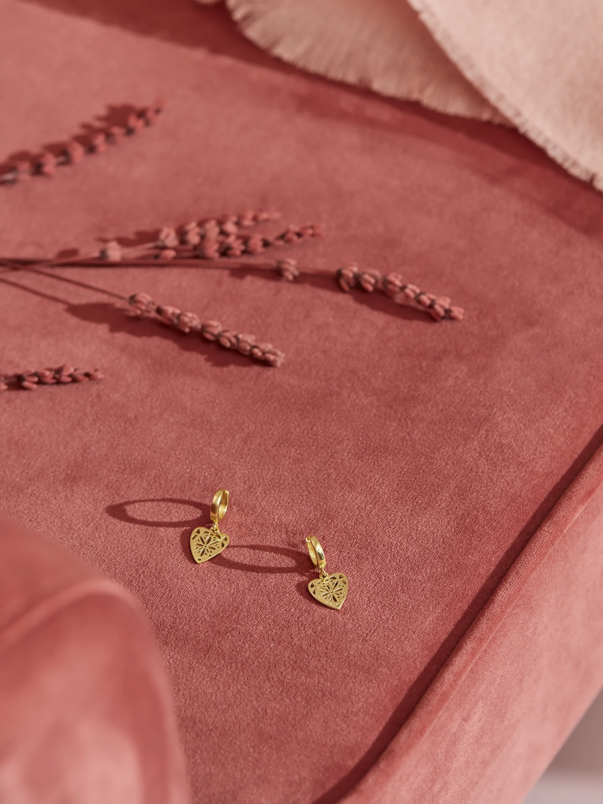 GOLD PLATED HEART EARRINGS