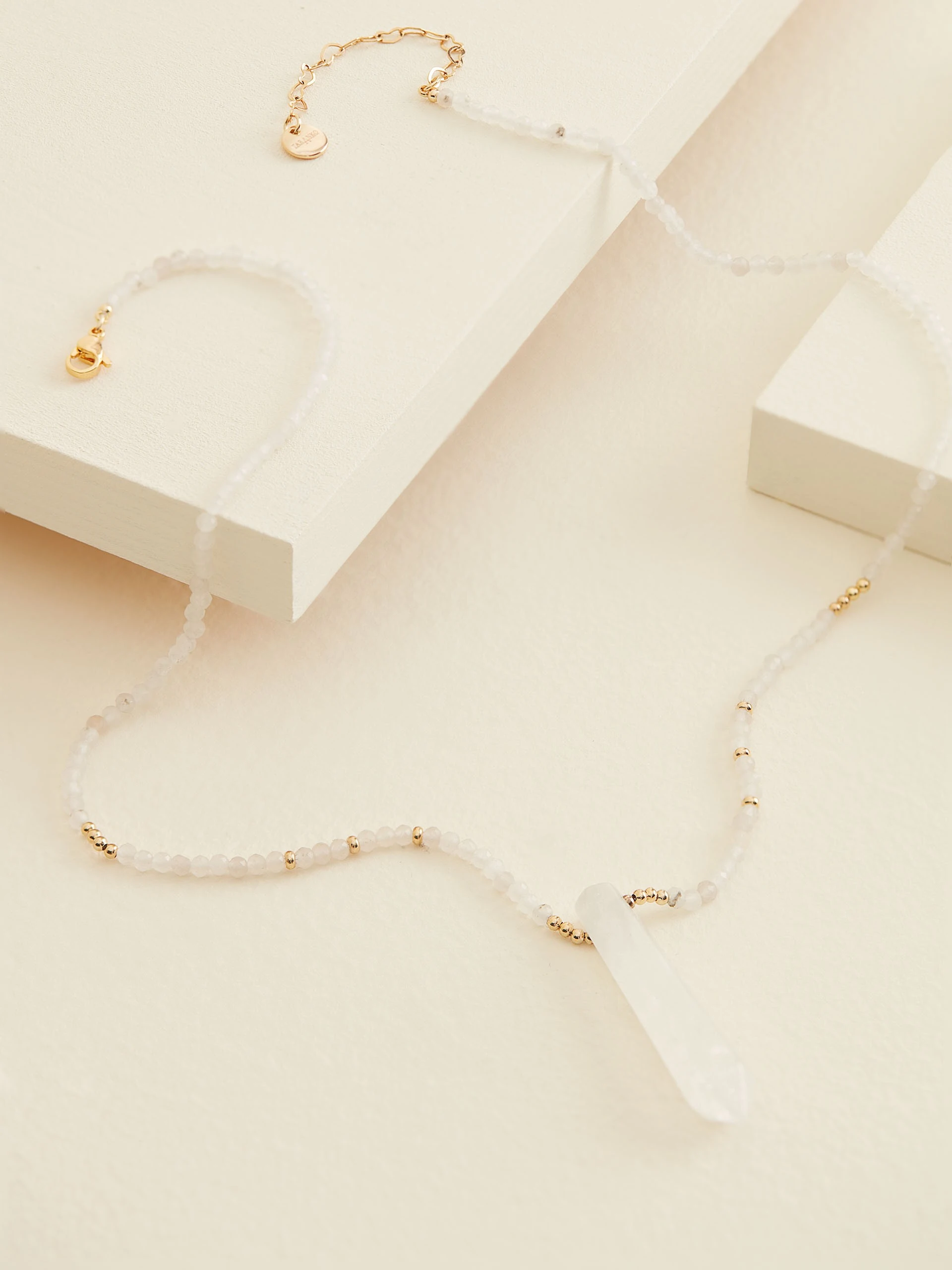 LONG QUARTZ NECKLACE