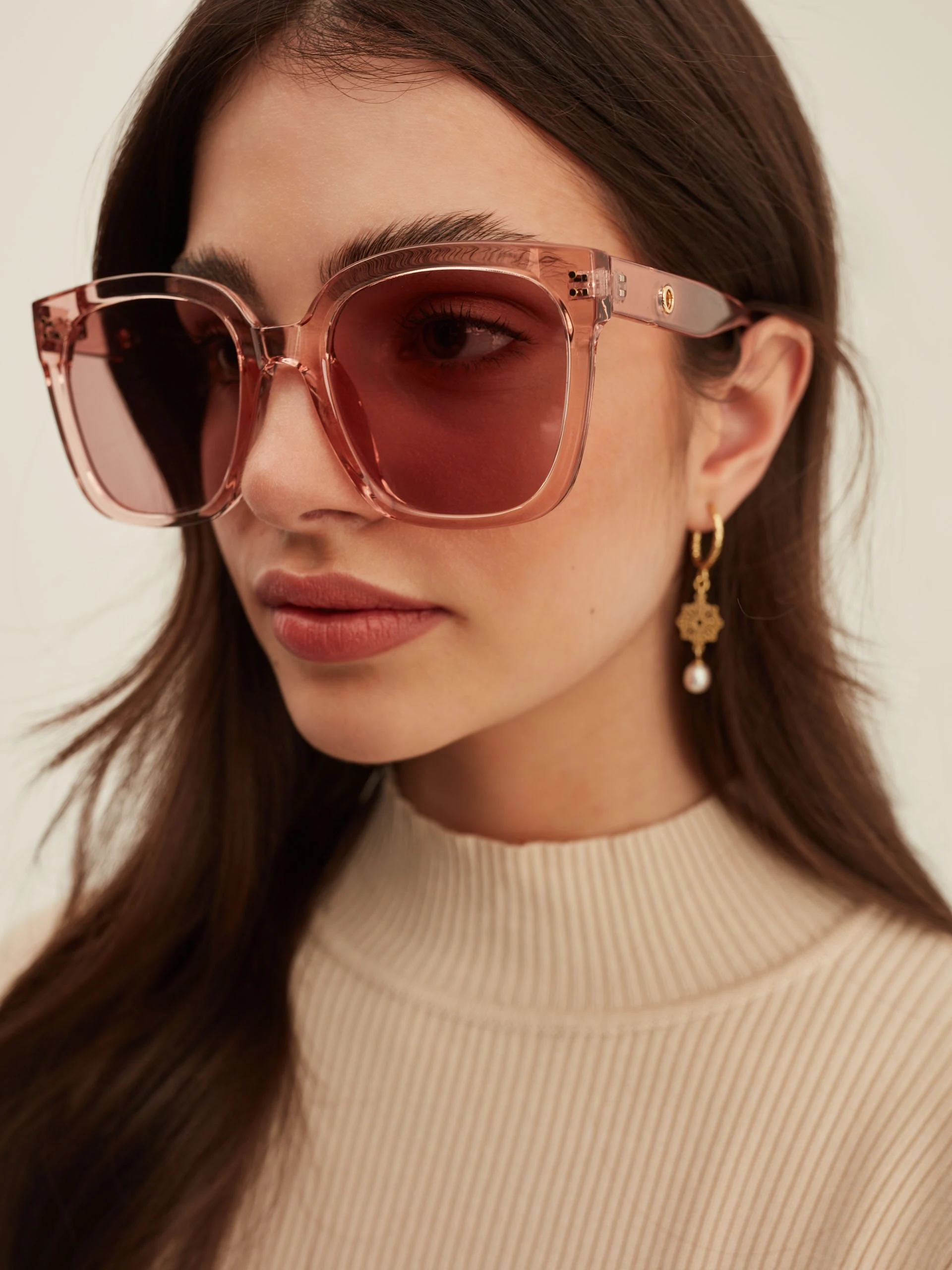 PINK GLASSES