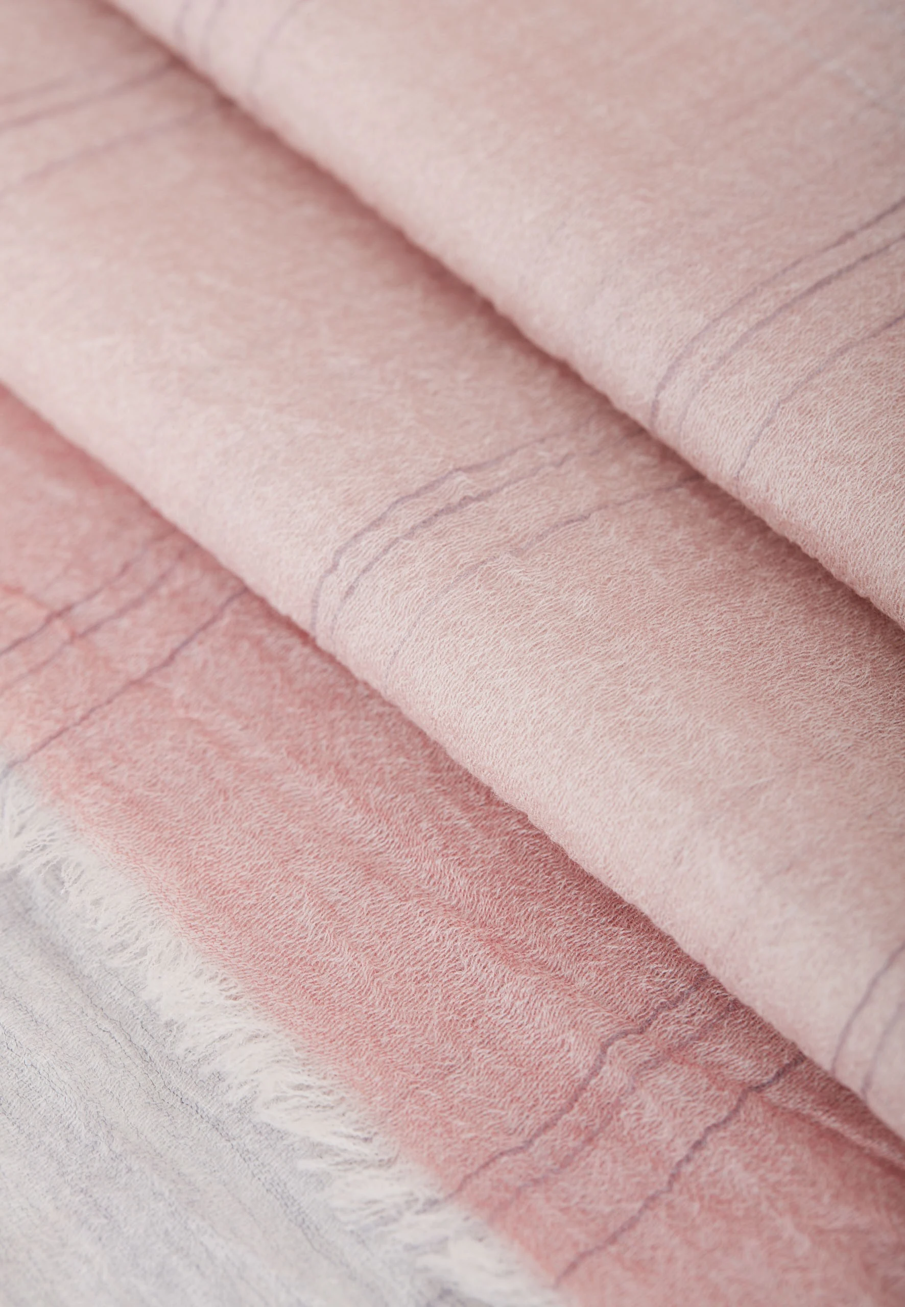 CASHMERE PINK SCARF