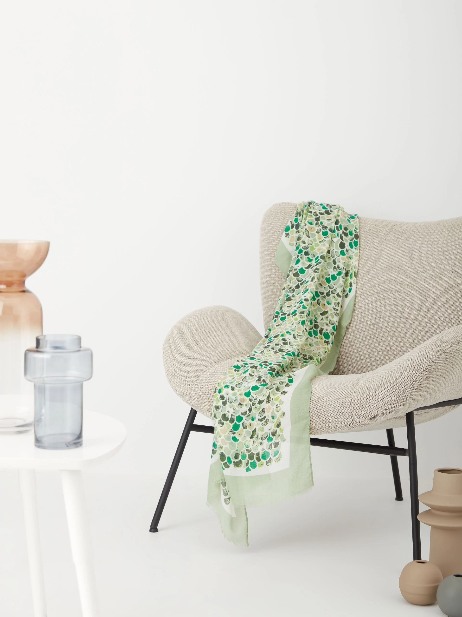 GREEN PATTERNED SCARF