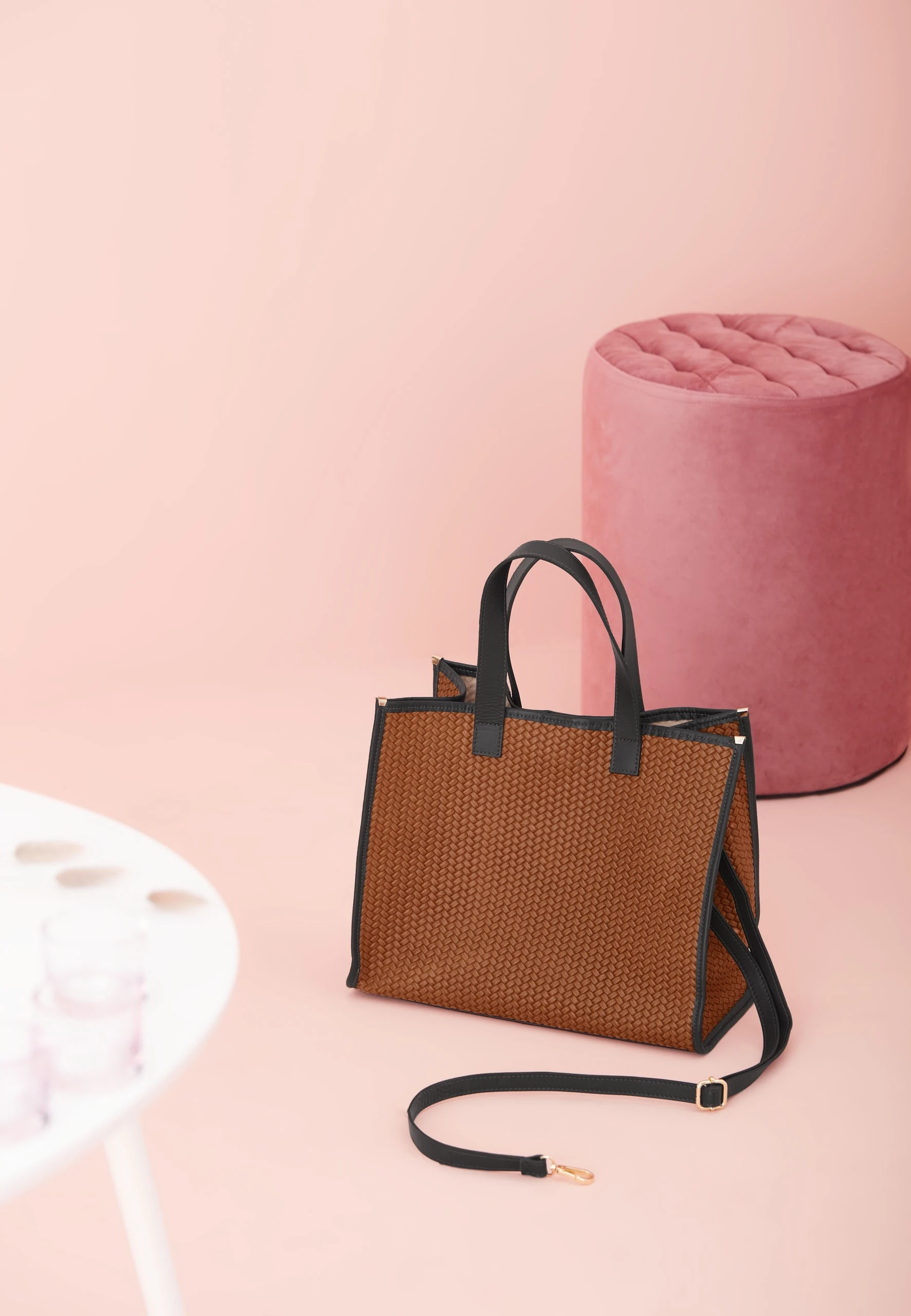 BROWN WOVEN BAG