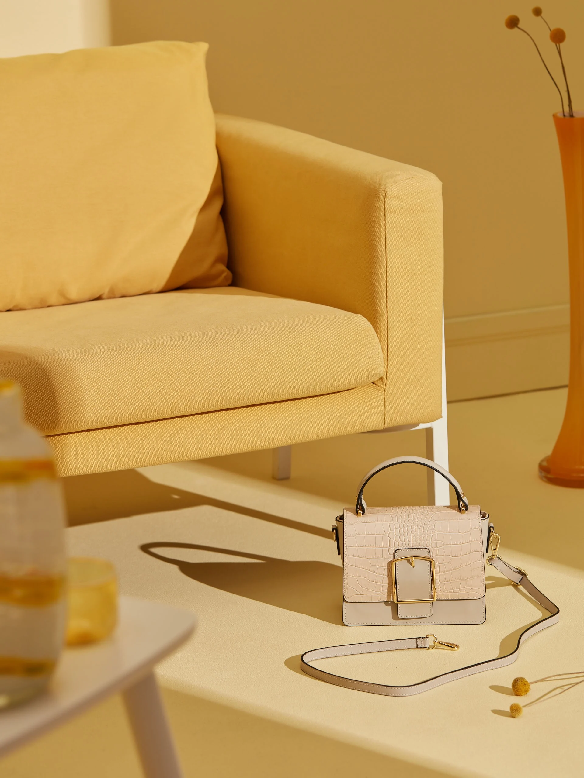 BEIGE LEATHER HANDBAG