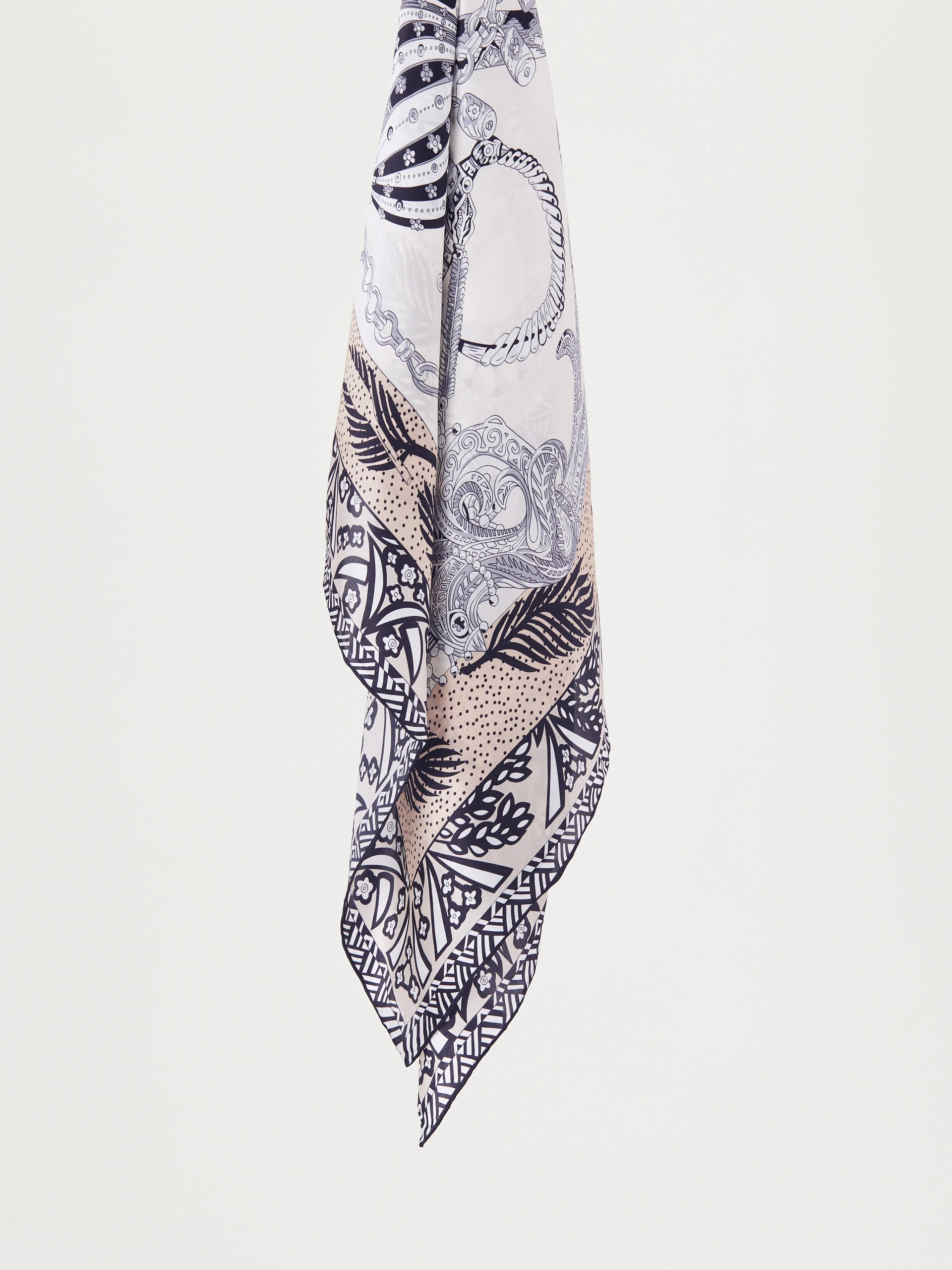 Large silk gavroche with patterns