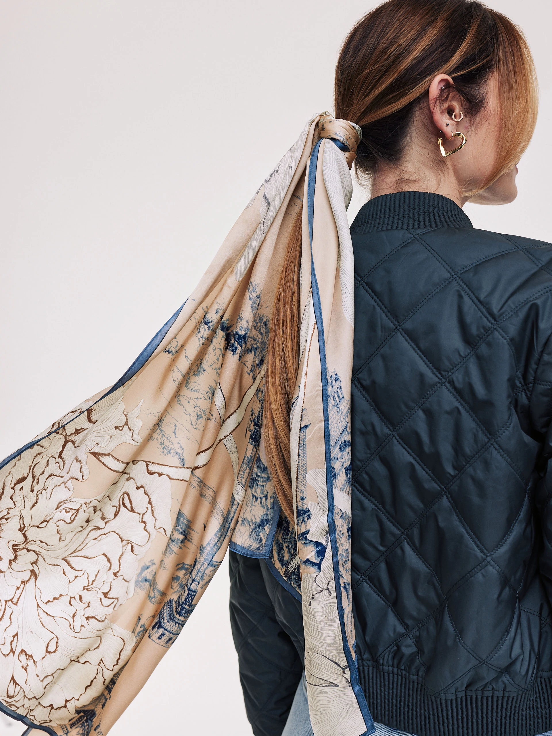 Silk shawl with floral pattern
