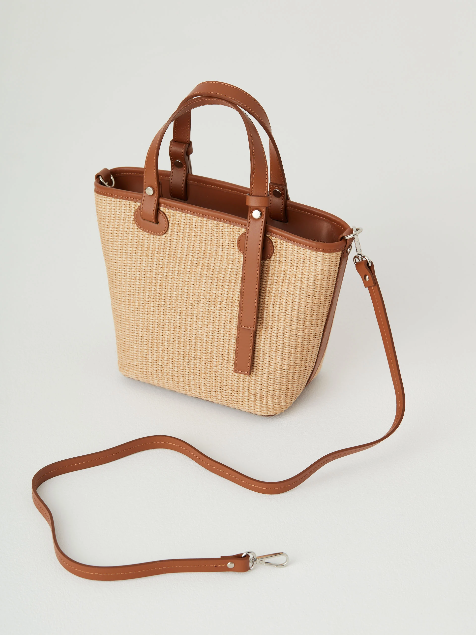 Medium sized shopper bag