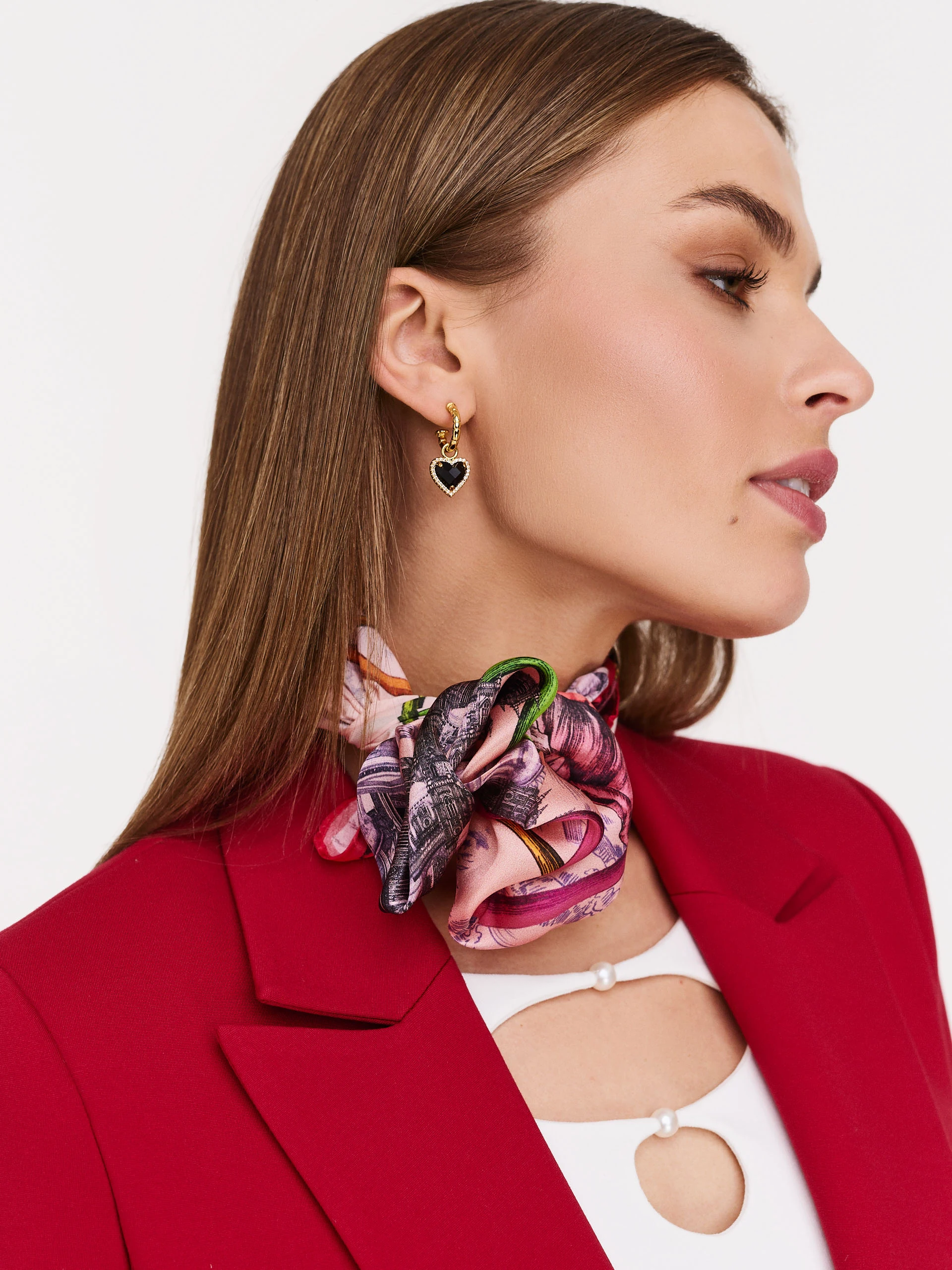 Silk pink patterned gavroshka