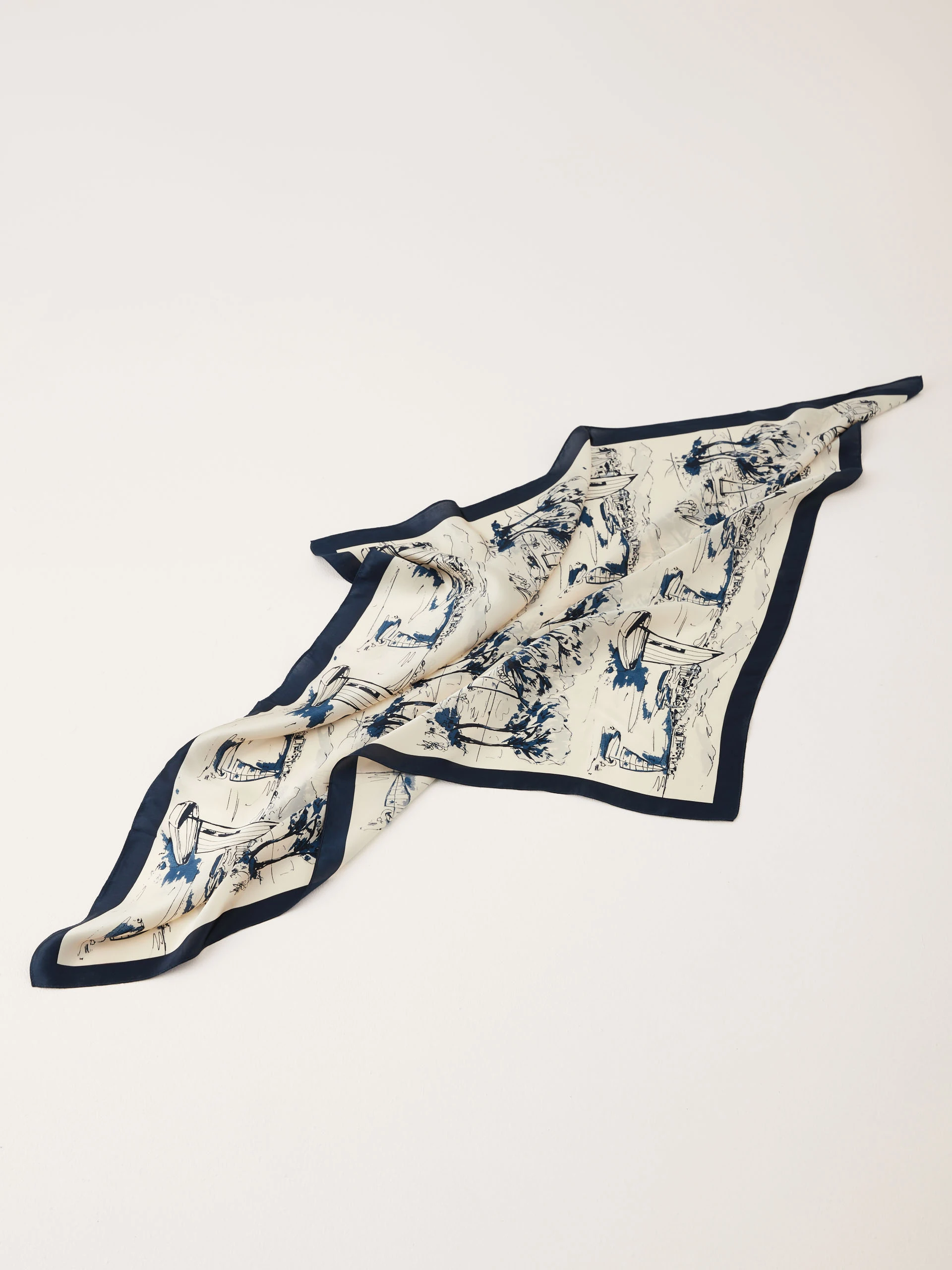 Silk scarf in regular pattern