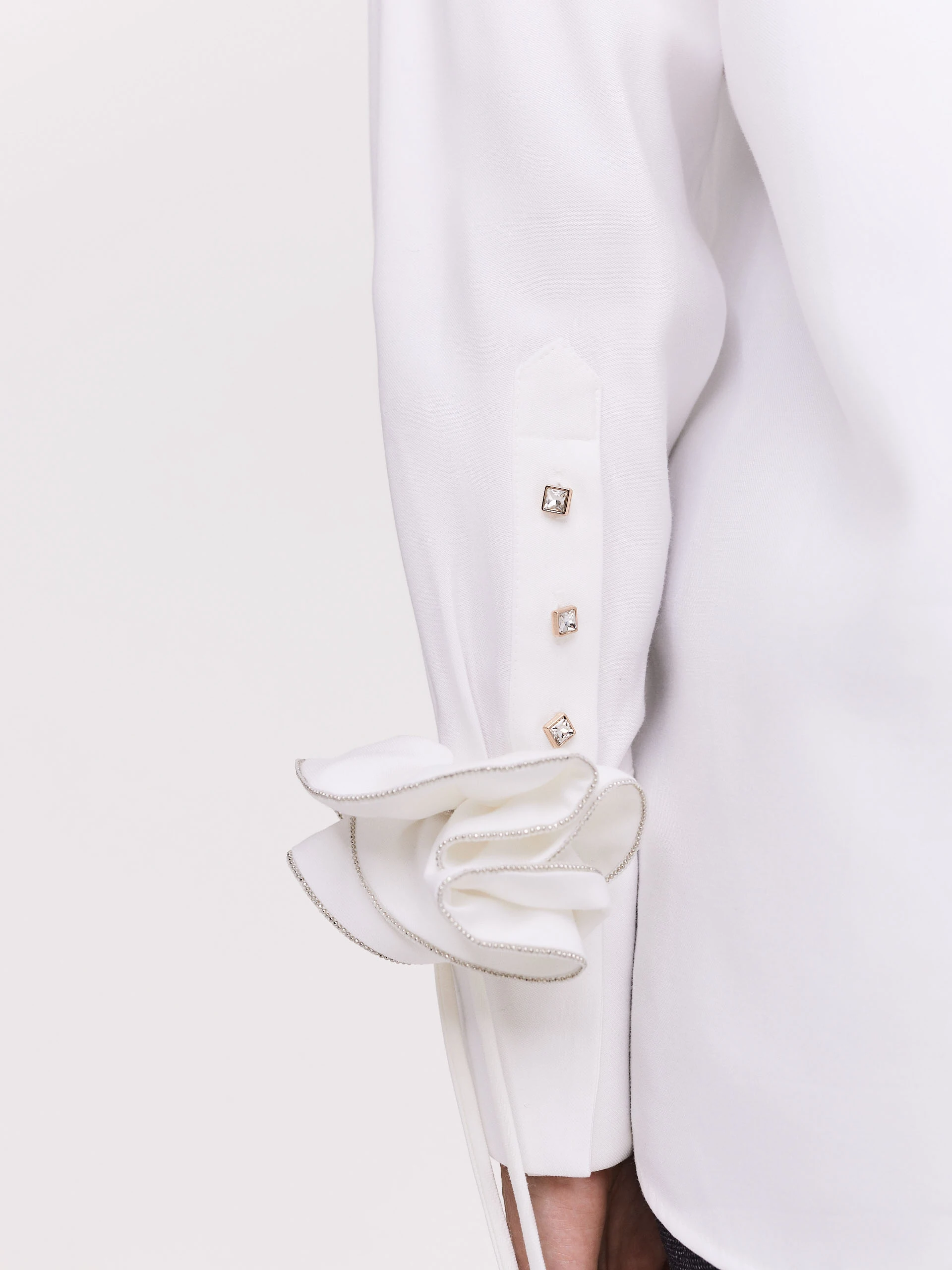 Elegant white shirt with rose