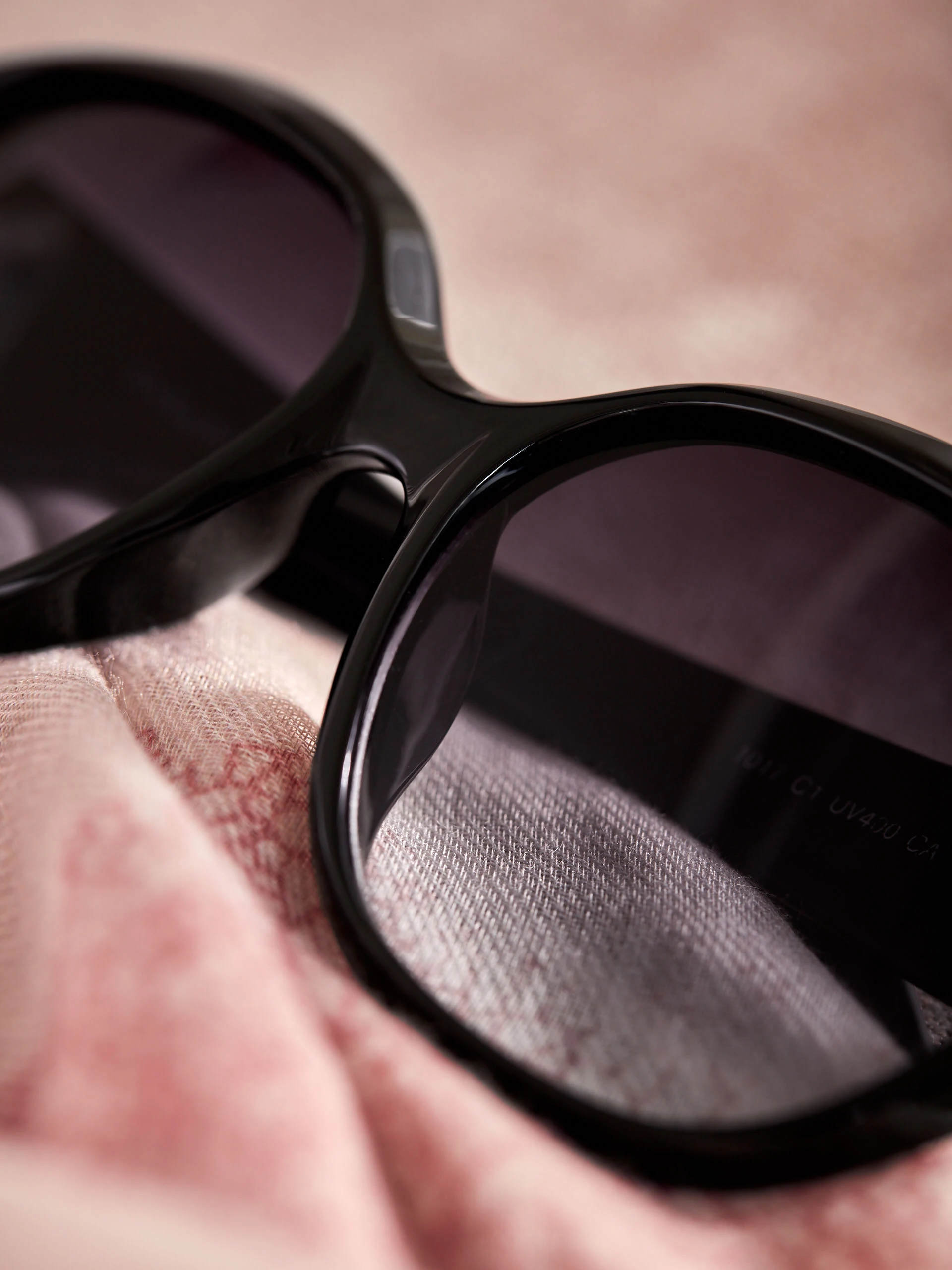 CAT EYE GLASSES