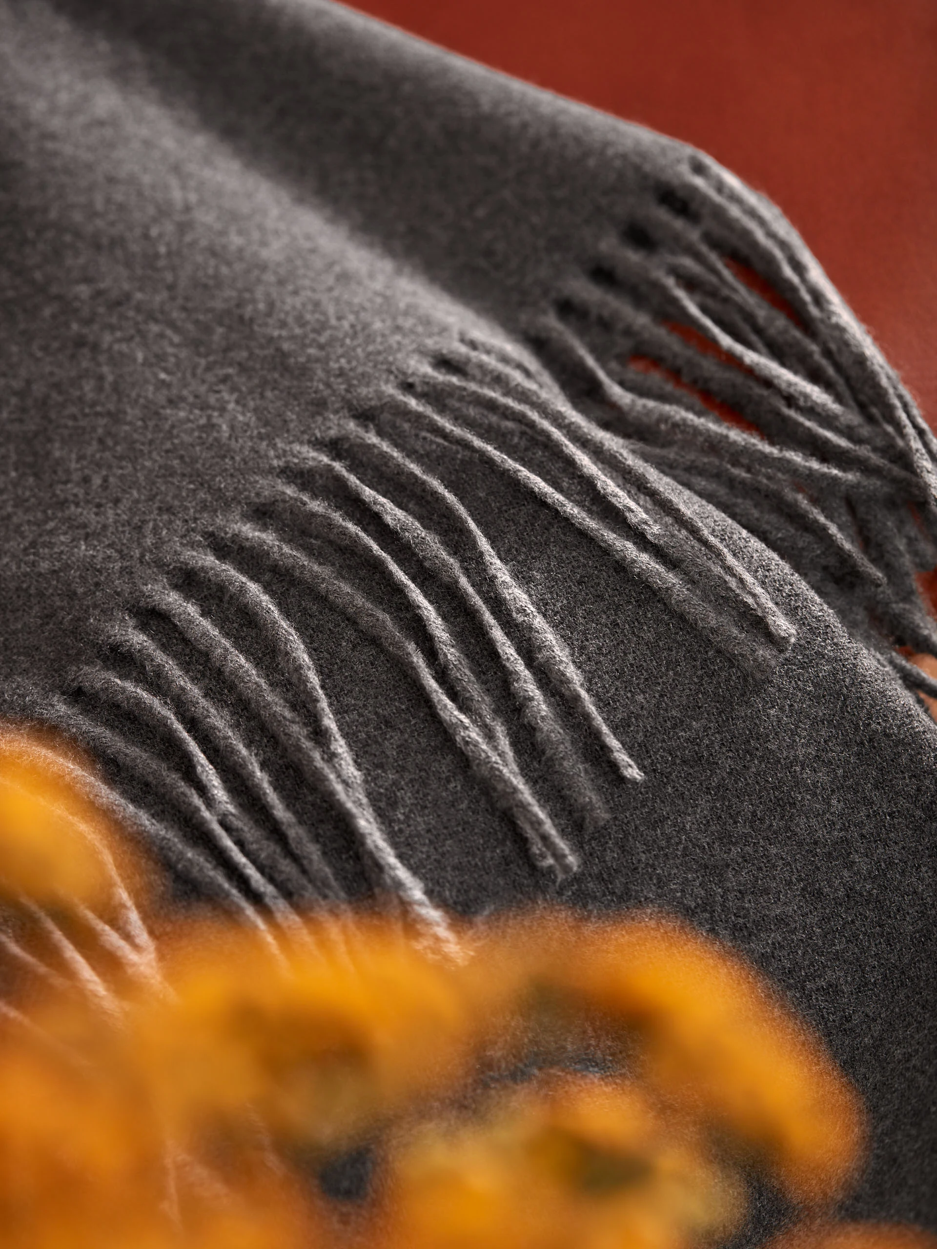 WOOLEN SCARF