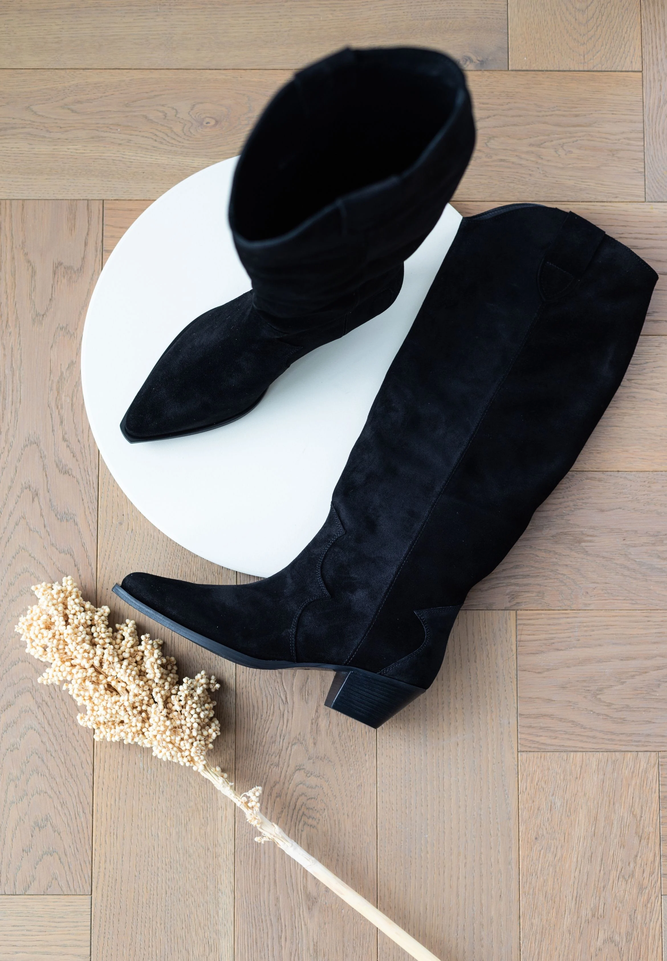 SUEDE COWBOY BOOTS