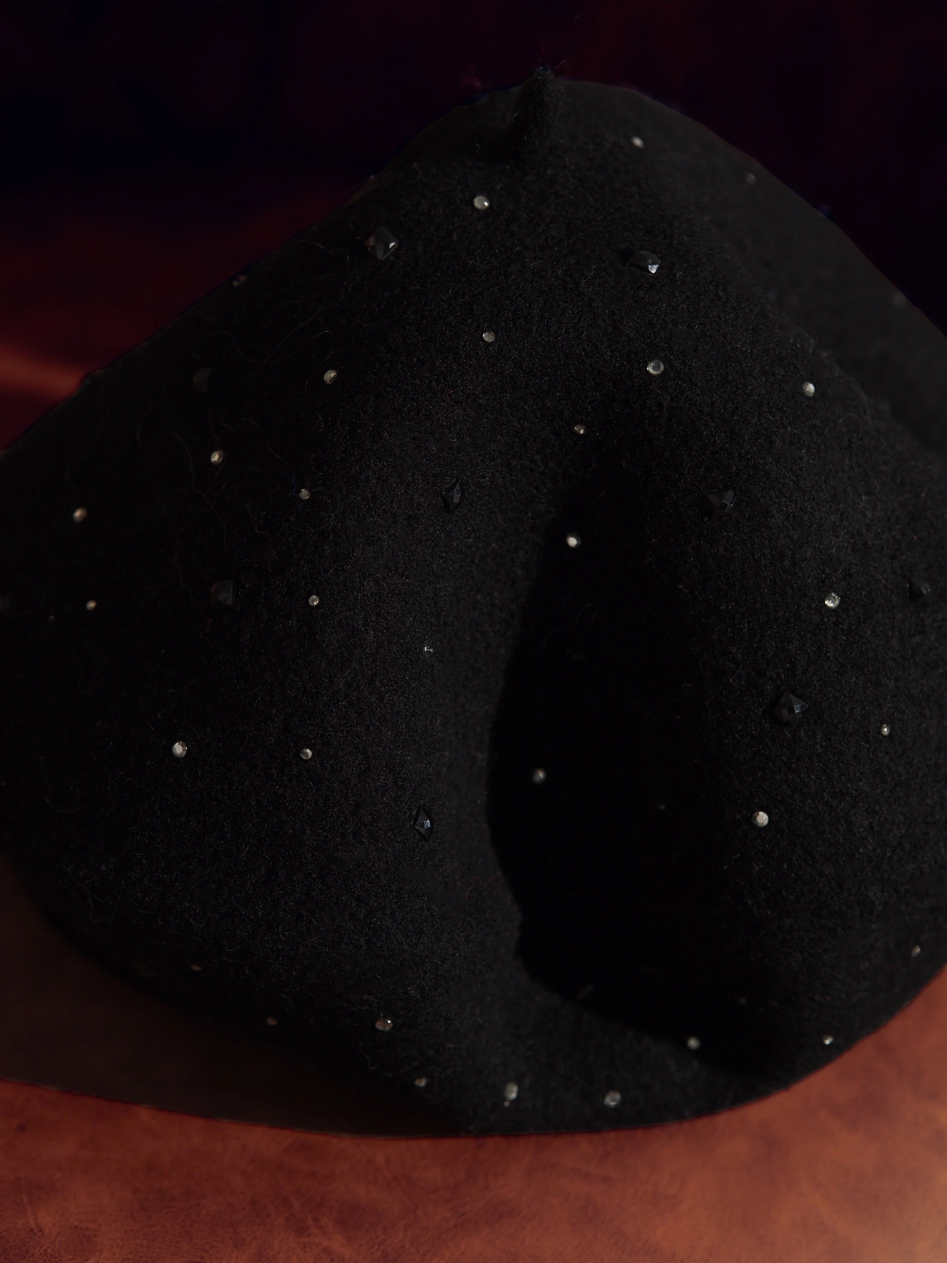 BLACK WOOL BERET