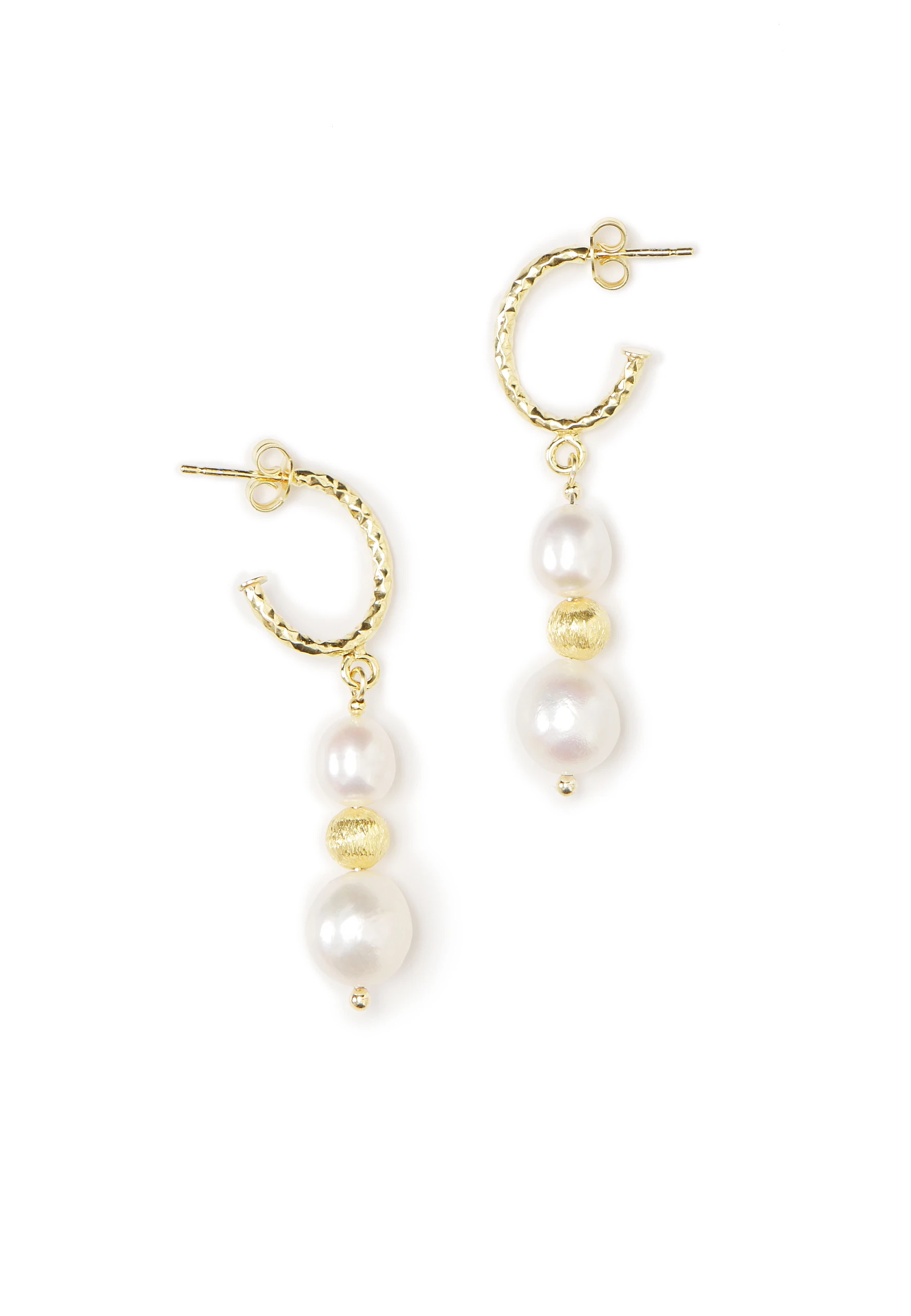 EARRINGS WITH PEARLS