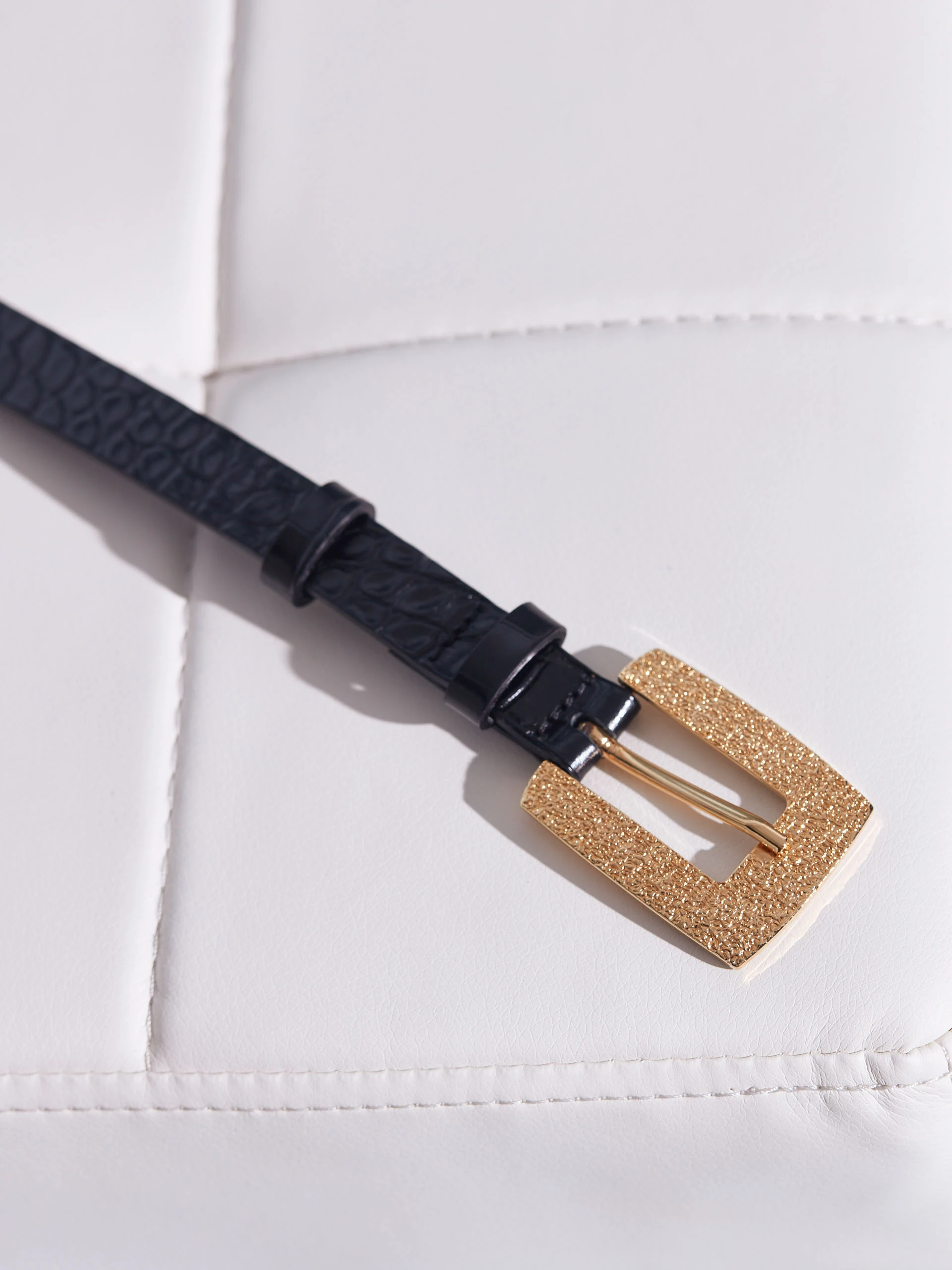 BLACK LEATHER BELT