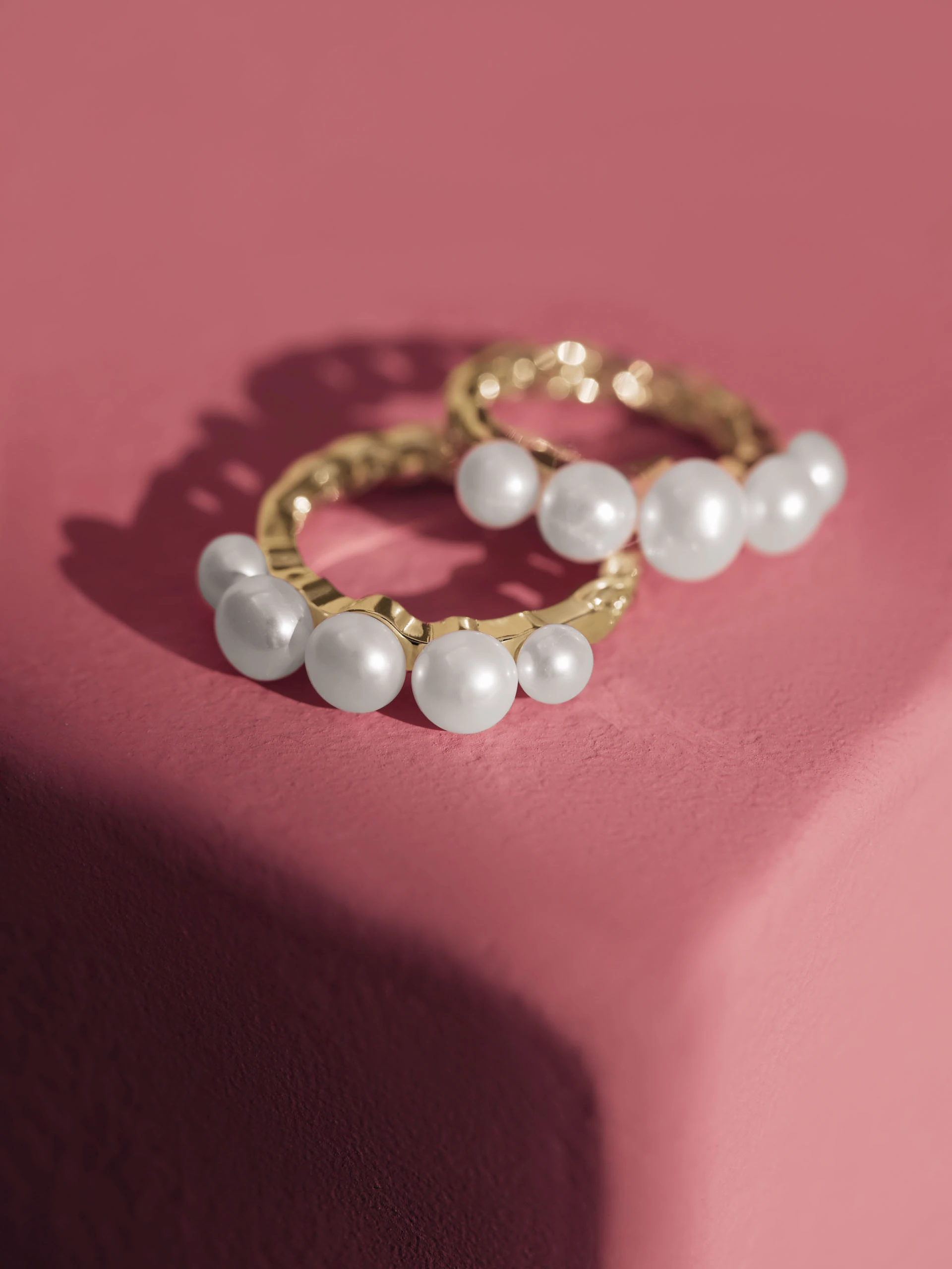 RING WITH PEARLS