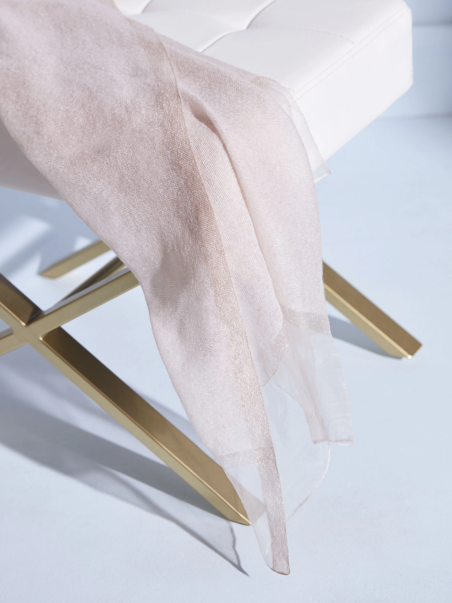SHINY SHAWL WITH SILK