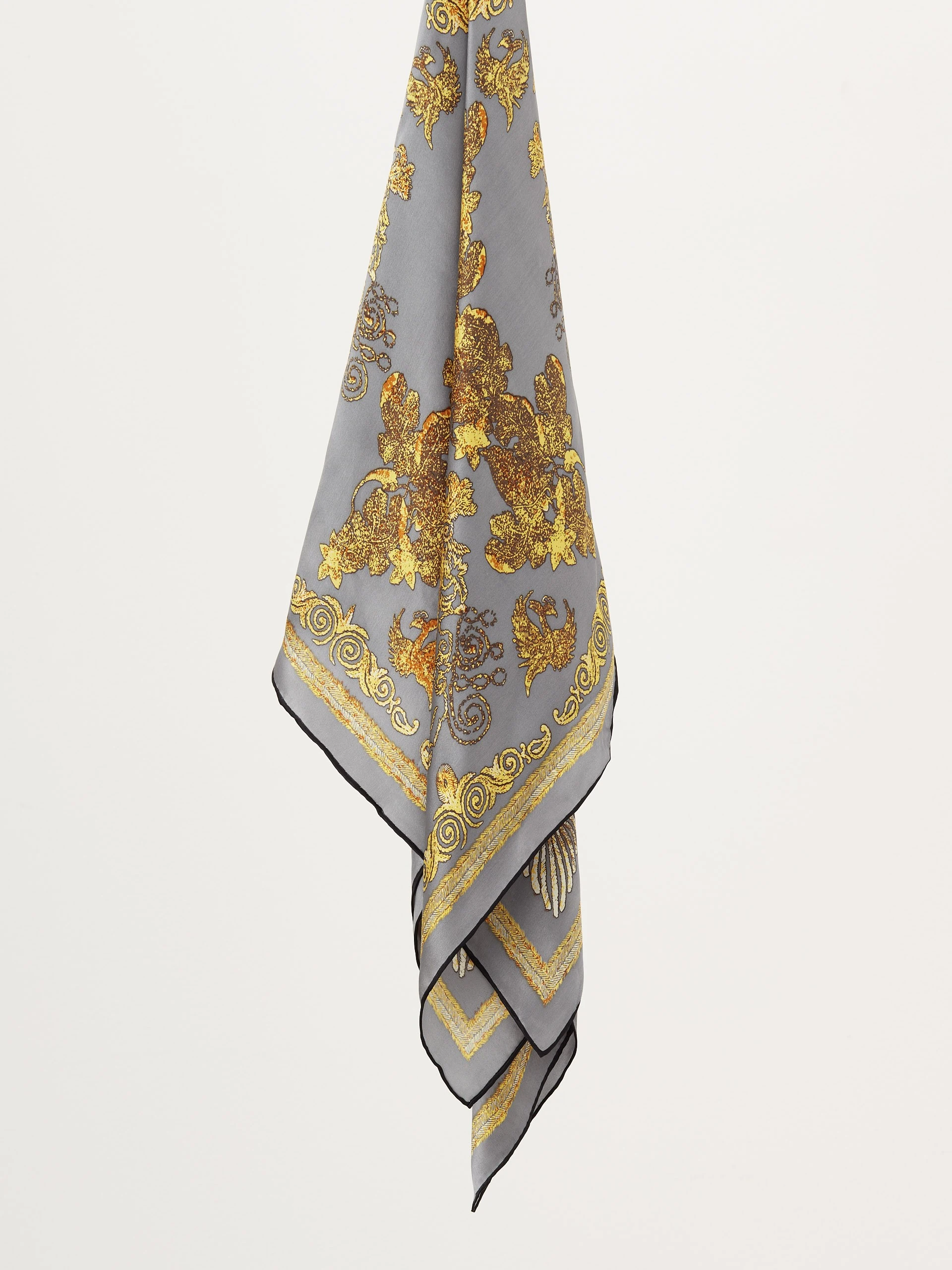 Large neckerchief with rich pattern