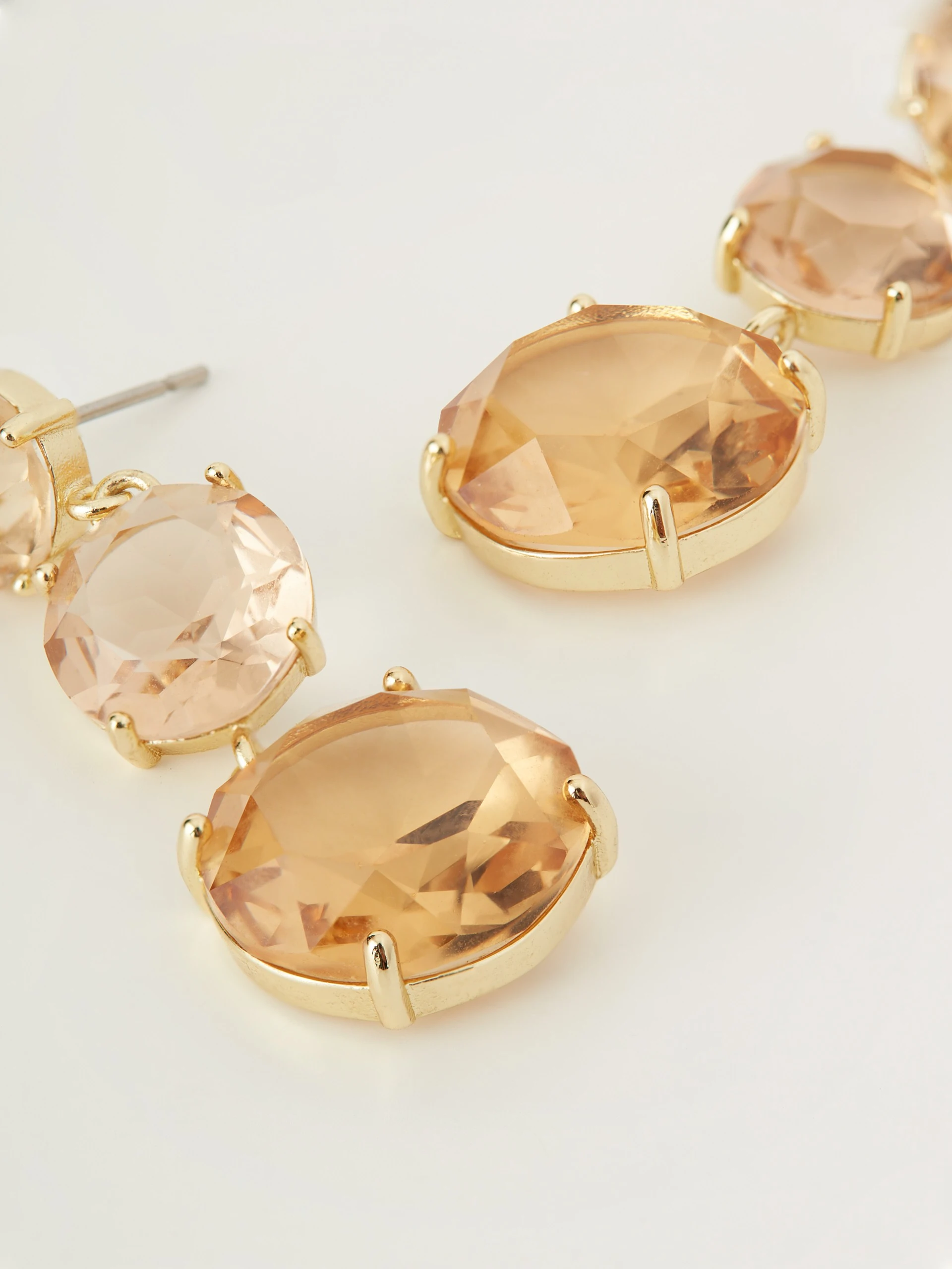 Glass crystal earrings