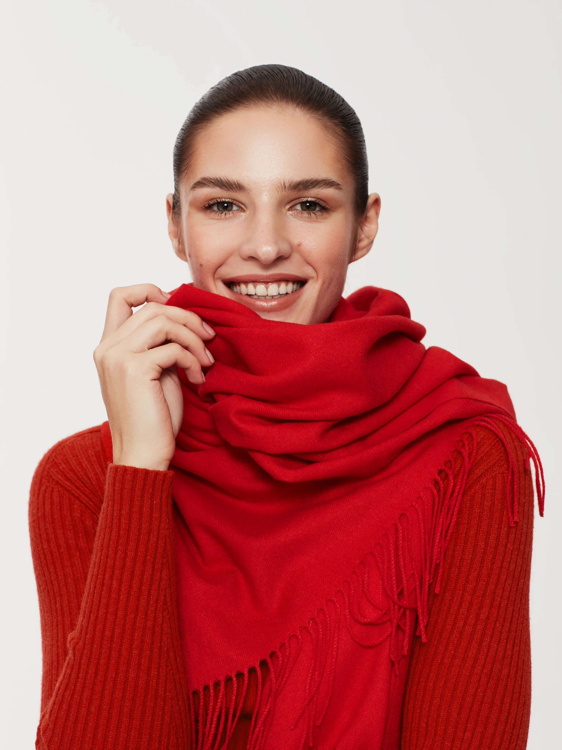 Red cashmere scarf