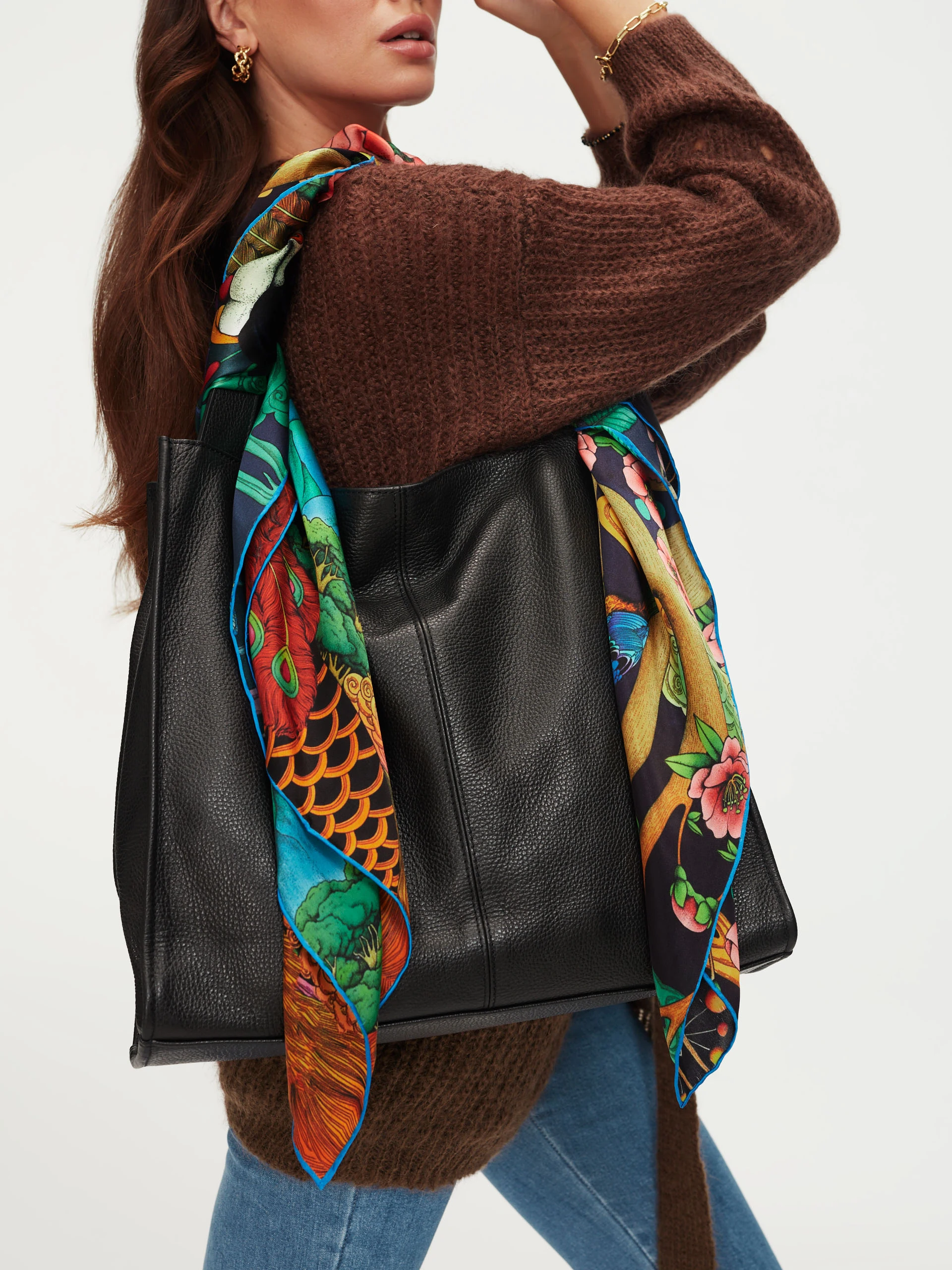 Czarna torebka typu shopper