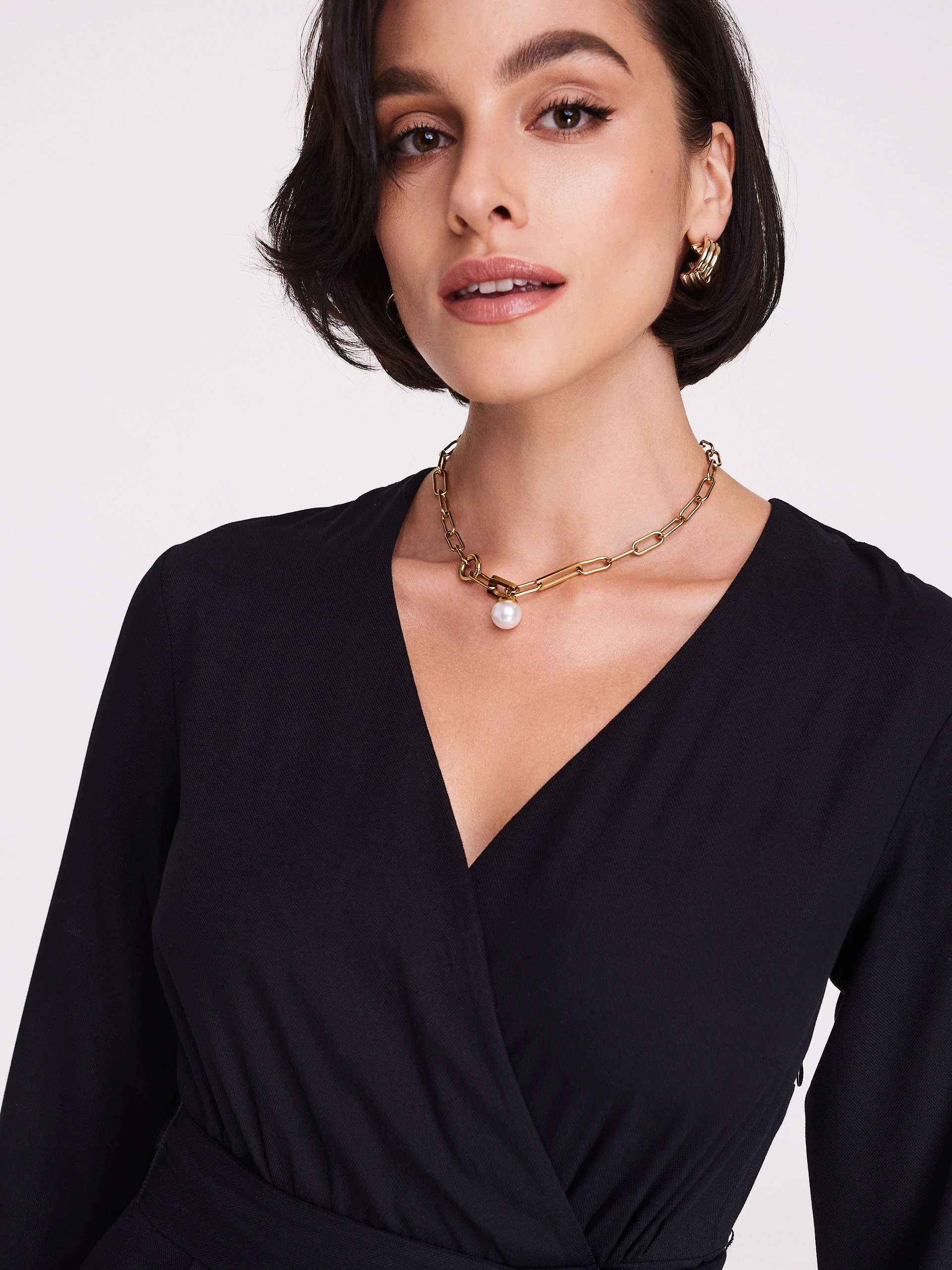 Pearl pendant necklace