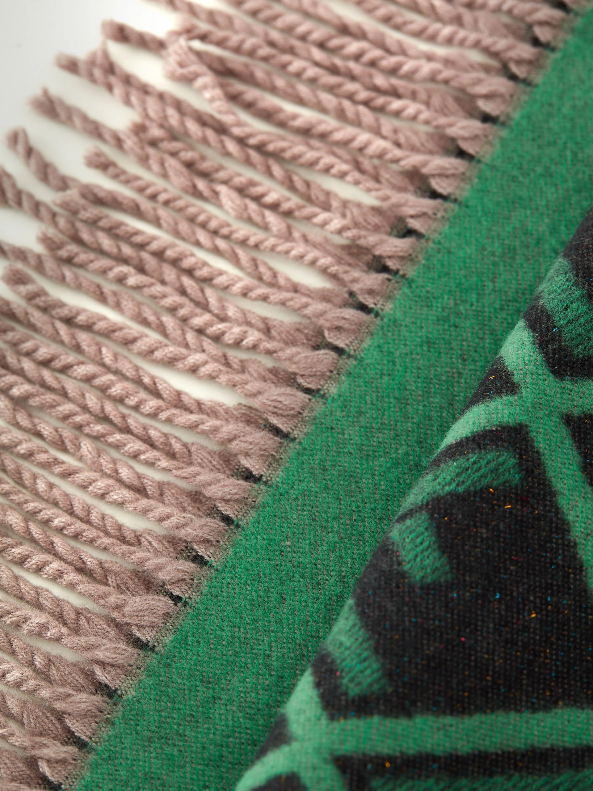 Green shawl with wool