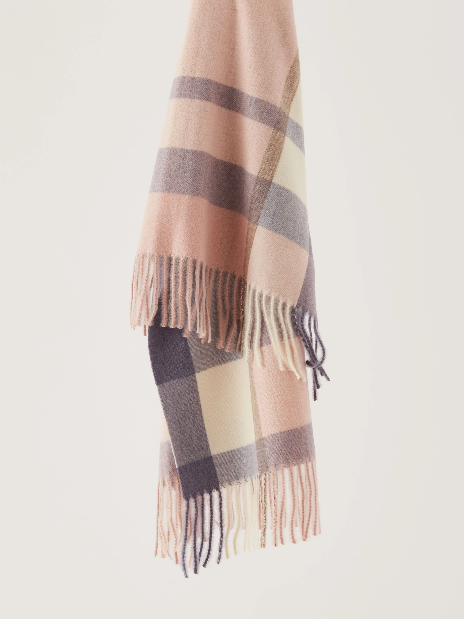 Pastel checkered shawl with tassels