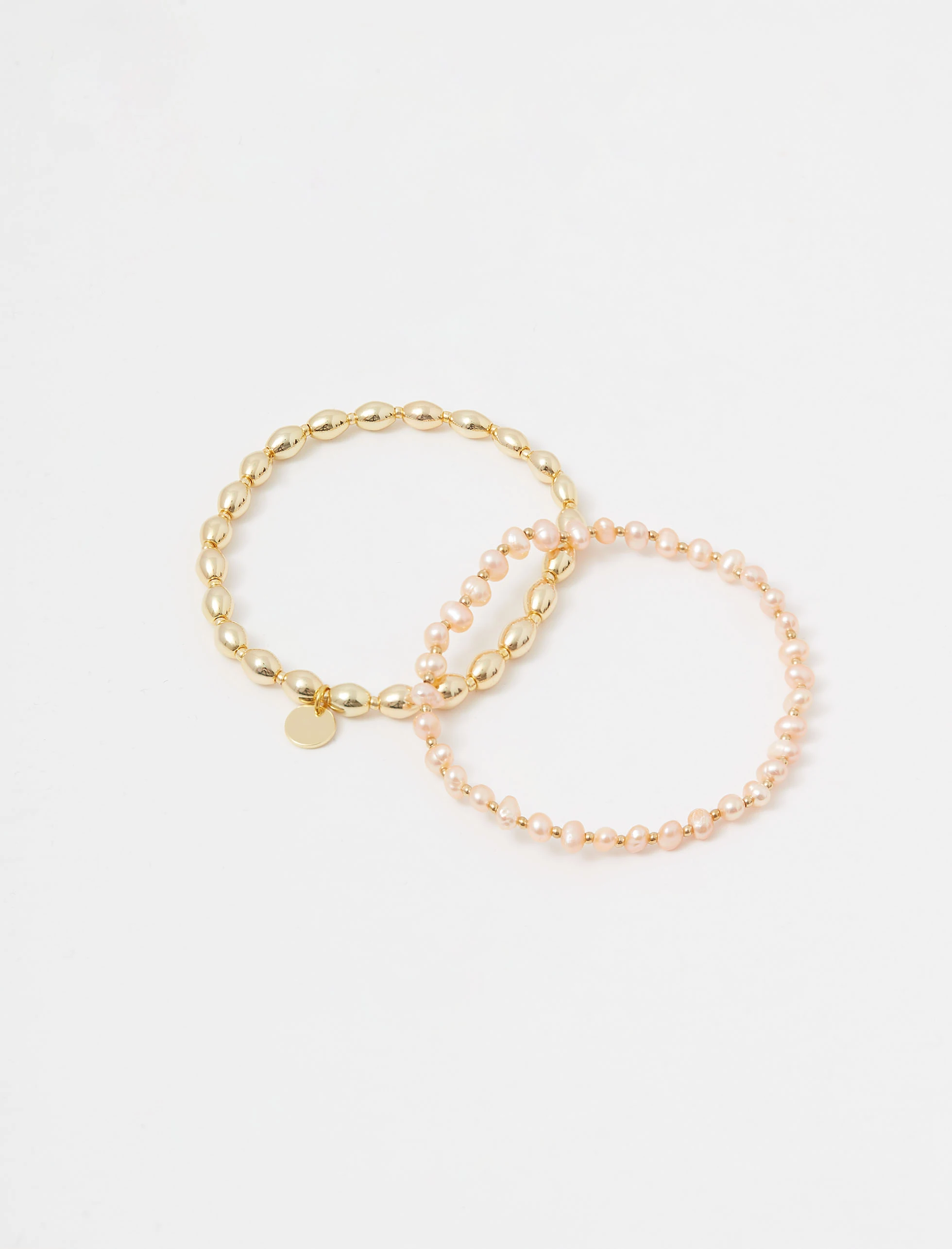 Set of pearl bracelets