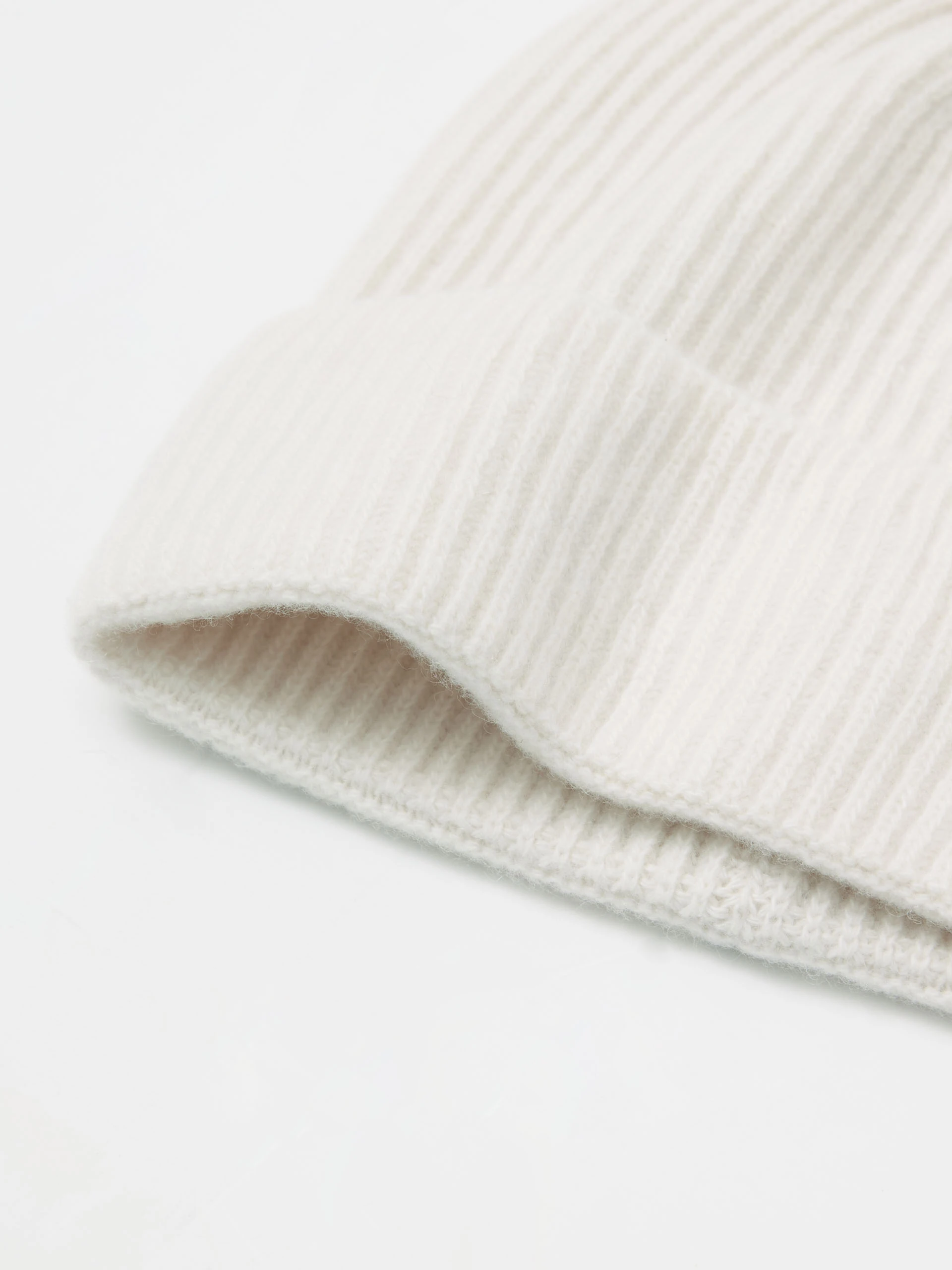 Cream wool hat with cashmere blend