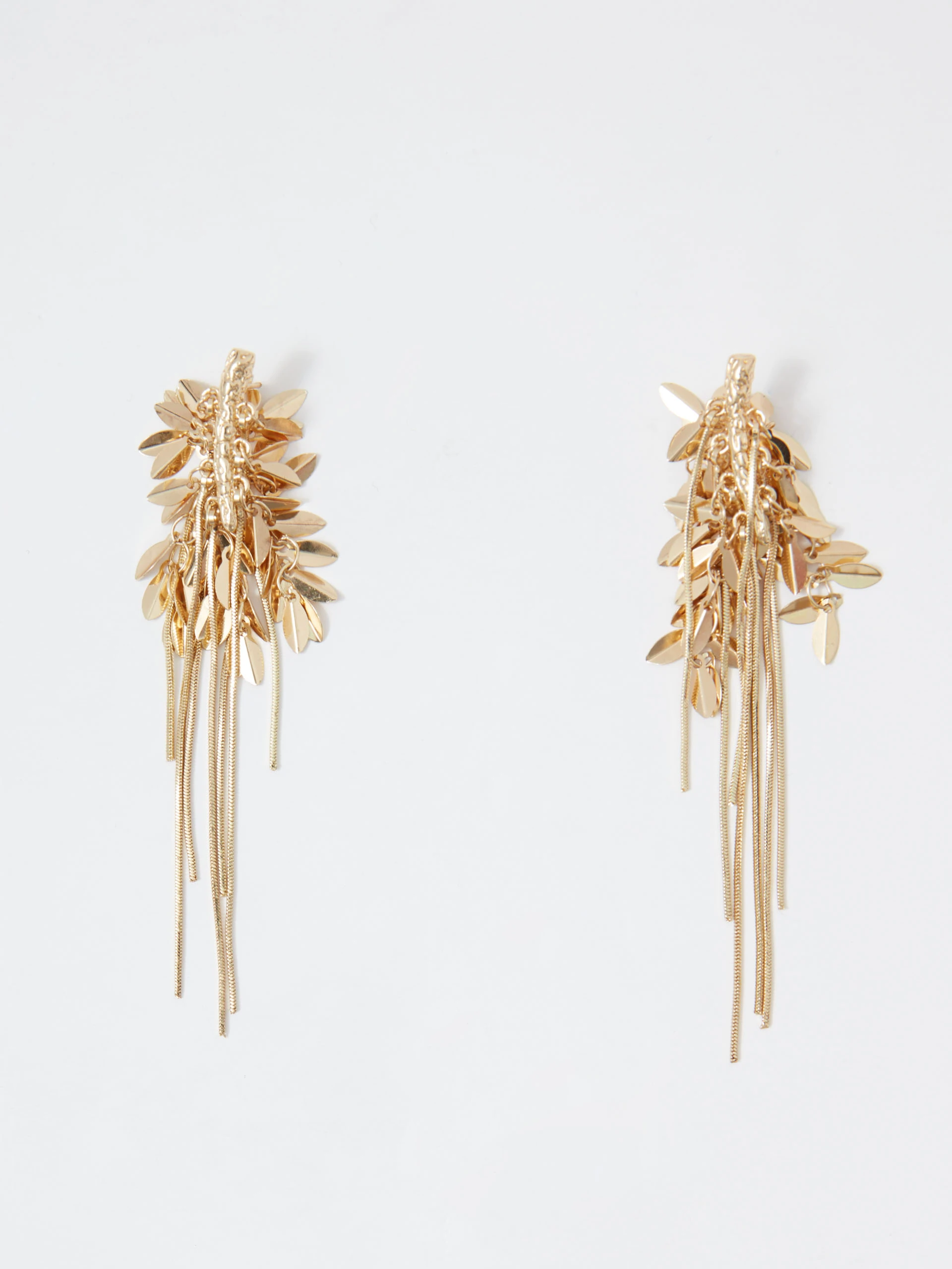 Long gold-plated earrings with elongated elements