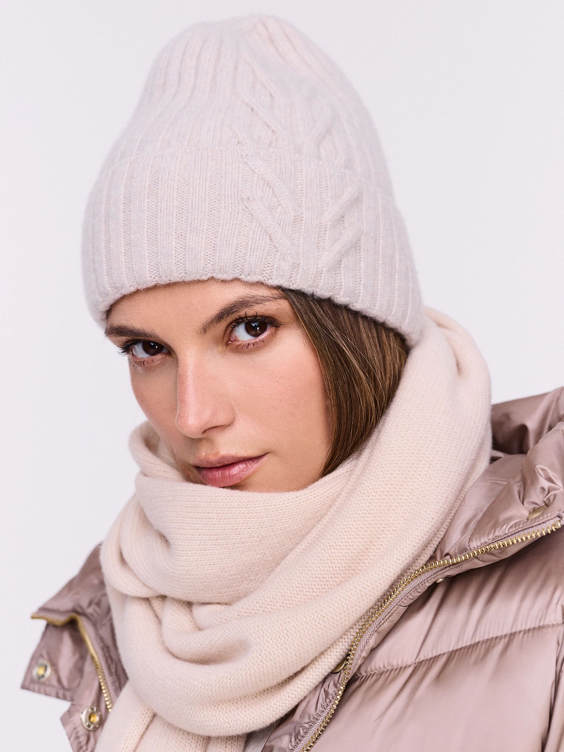 Large beige wool scarf