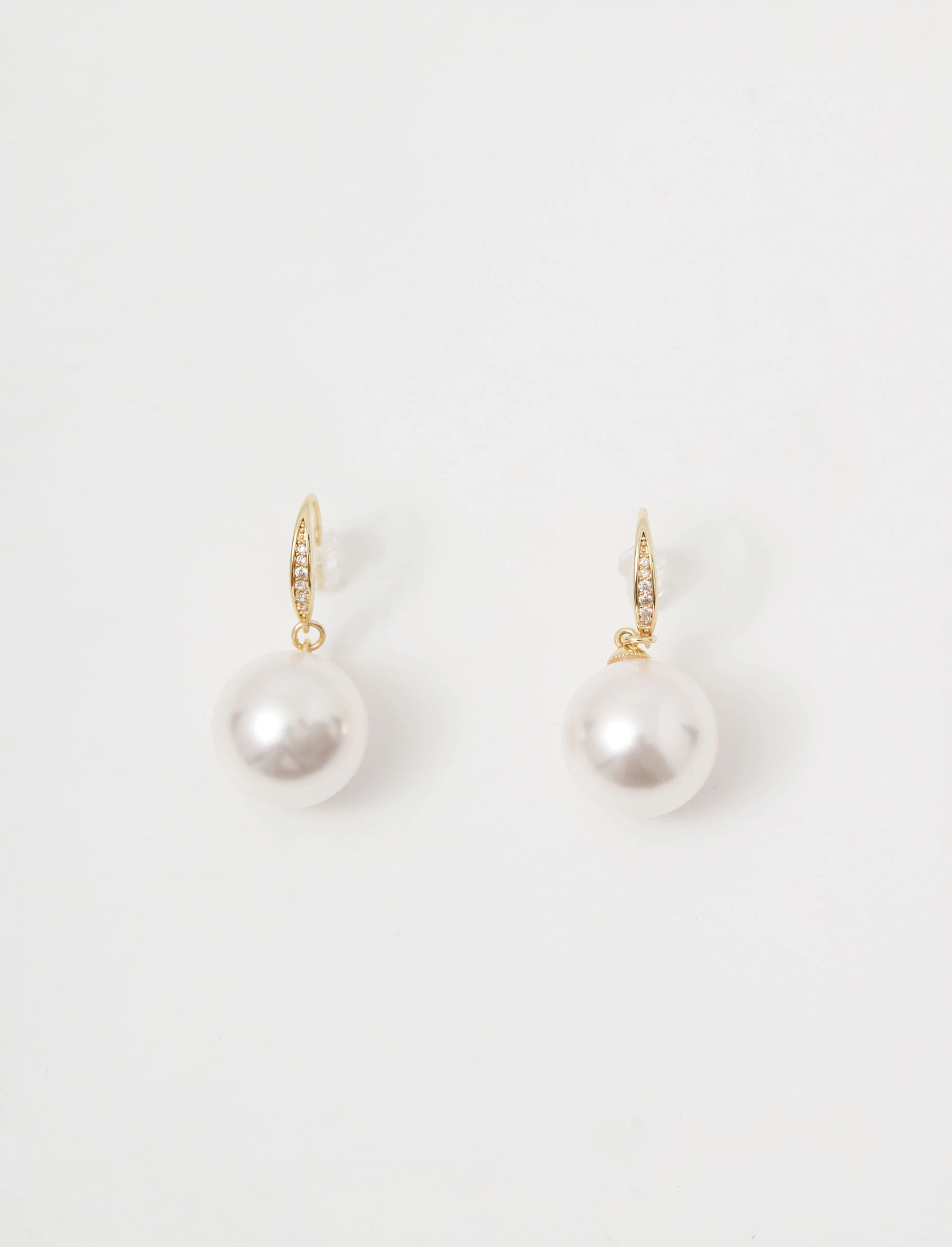 Gold-plated earrings with pearls