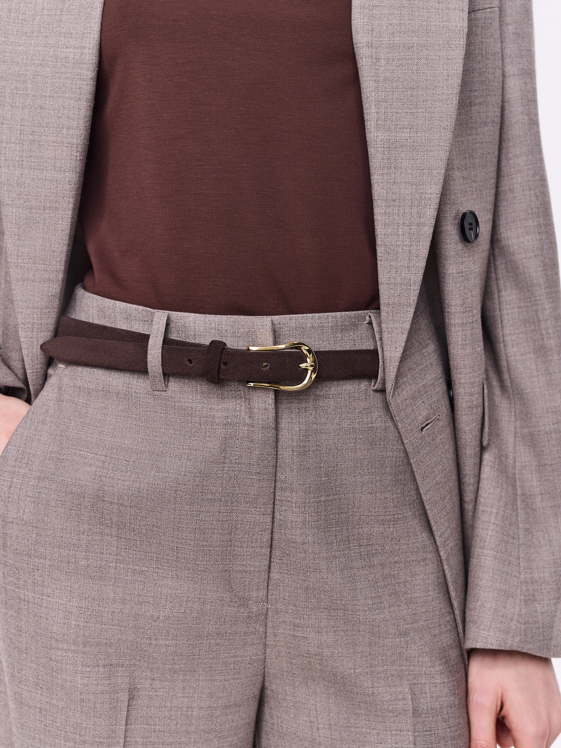 Dark brown bombato leather belt