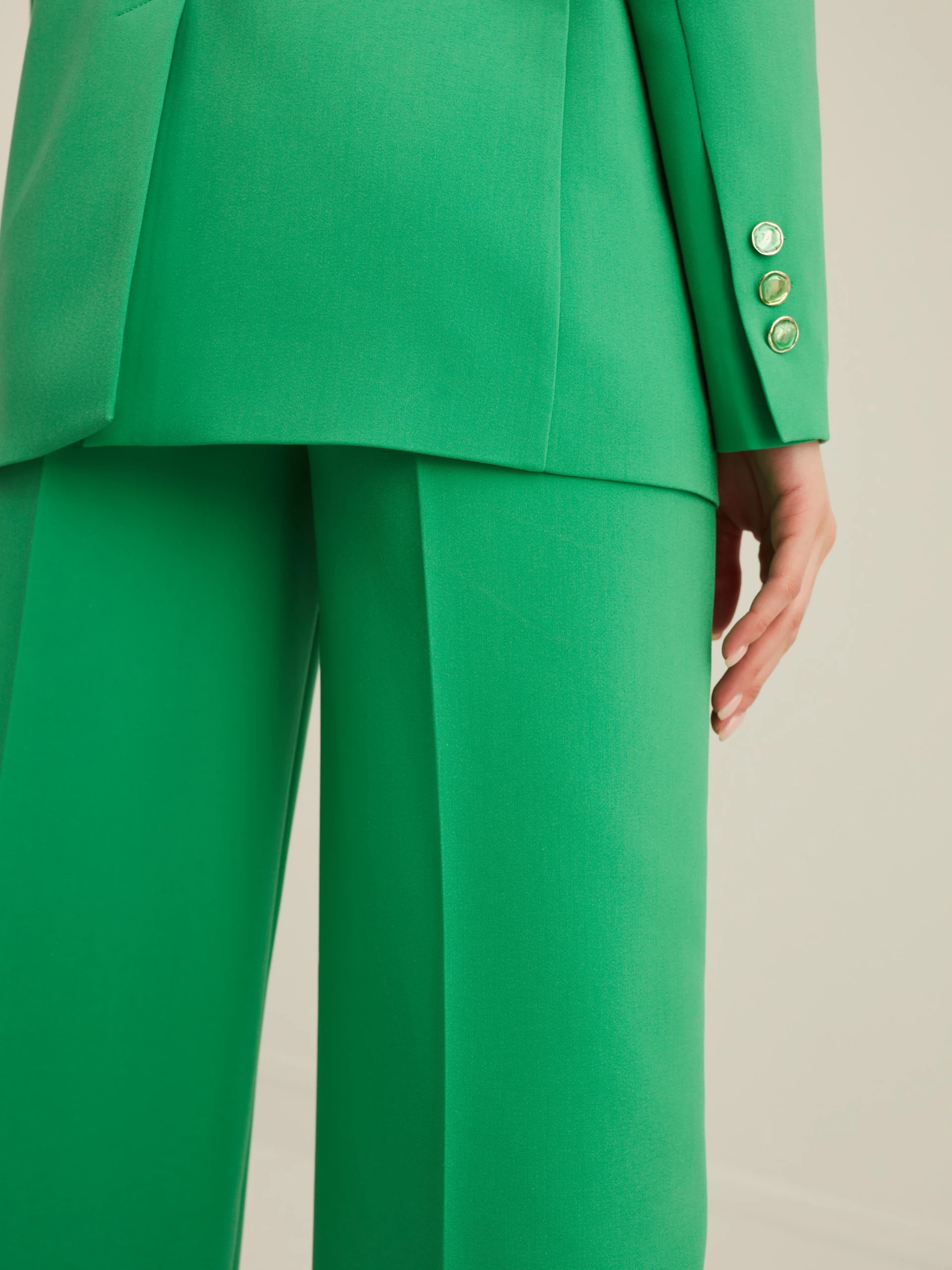SINGLE-BREASTED GREEN JACKET
