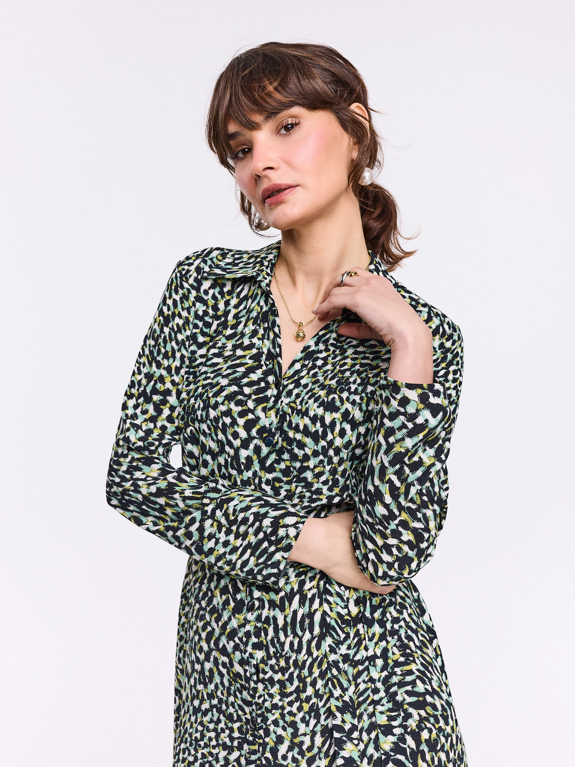Viscose midi dress with collar pattern