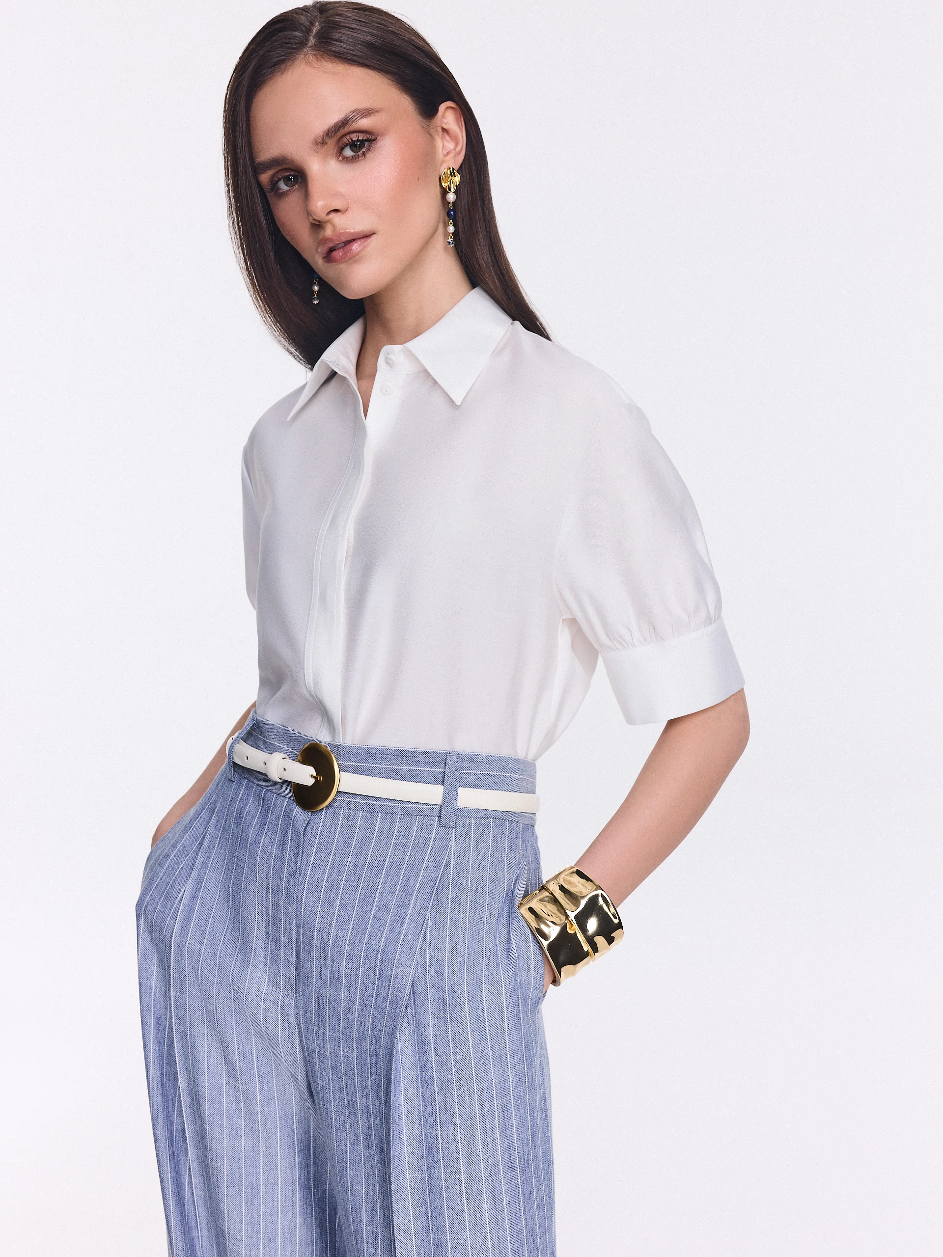 High-waisted blue wide-leg pants