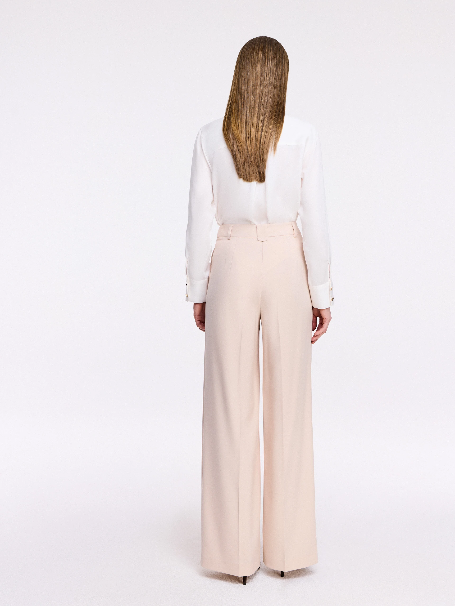 Beżowe garniturowe spodnie typu wide leg