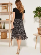 ETHEREAL SKIRT WITH FINE PATTERN