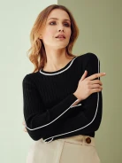 SWETER Z KONTRASTOWYMI LAMÓWKAMI