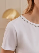 WHITE BLOUSE WITH DECORATIONS