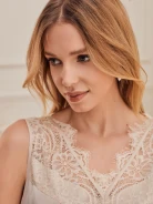 BEIGE BLOUSE WITH LACE