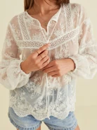 WHITE LACE BLOUSE
