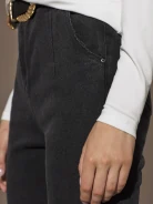 Blouse with cut-out at the back in white