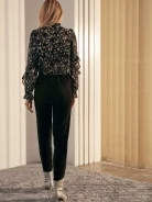 DELICATE FLORAL PATTERN BLOUSE