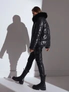 SHORT BLACK JACKET