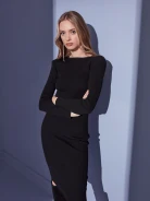 KNITTED DRESS WITH SHOULDER PADS