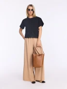 Caramel high-waisted pants with pleats