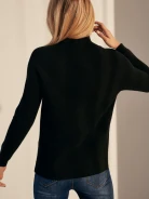 RIBBED KNIT SWEATER